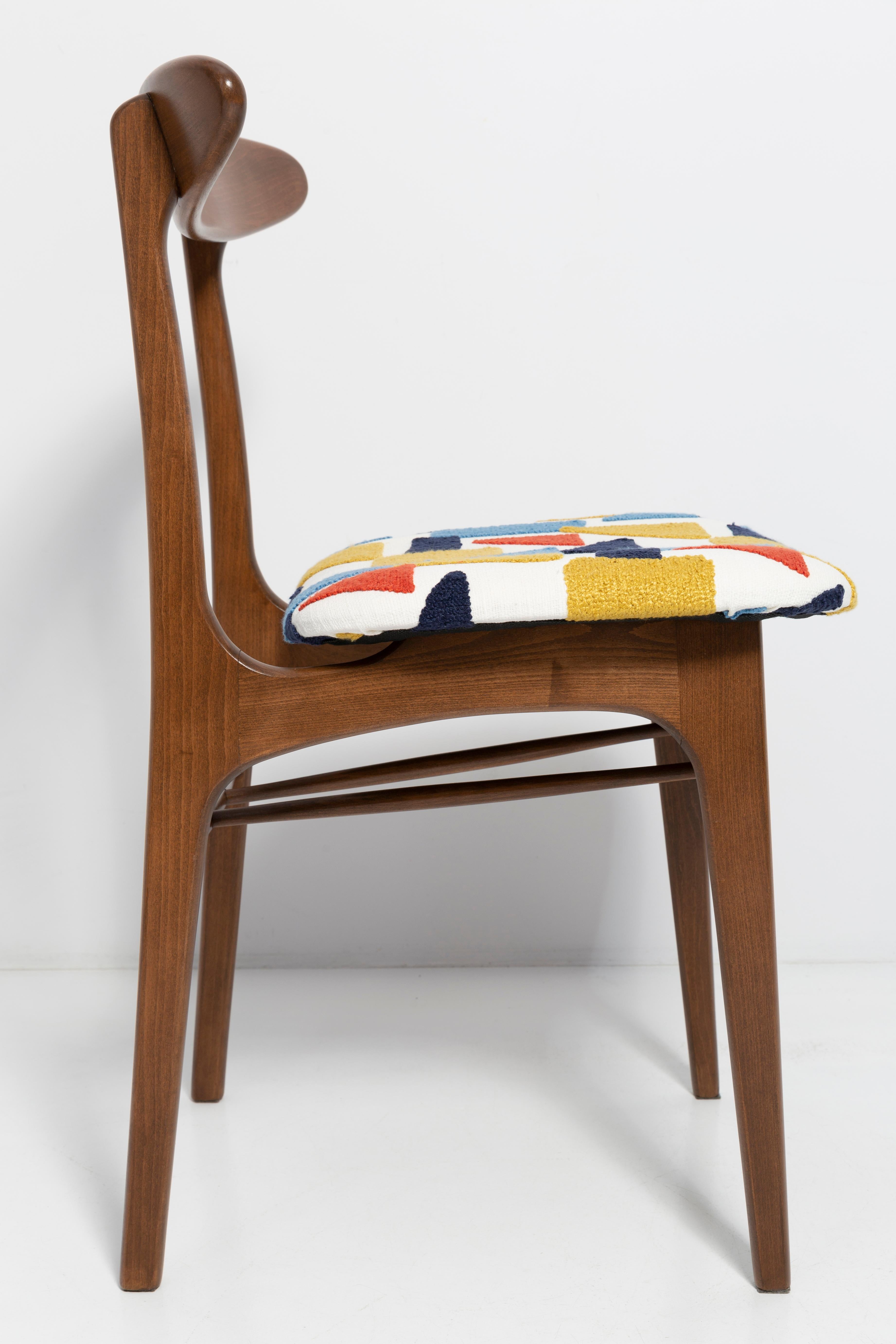 Set of Six Mid Century Chairs, Rajmund Halas, Poland, 1960s In Excellent Condition For Sale In 05-080 Hornowek, PL