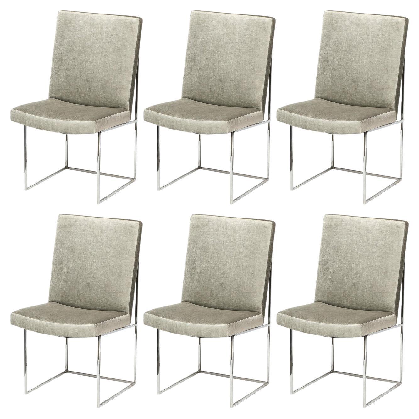 Set of Six Mid Century Chrome and Platinum Velvet Dining Chairs by Milo Baughman im Angebot