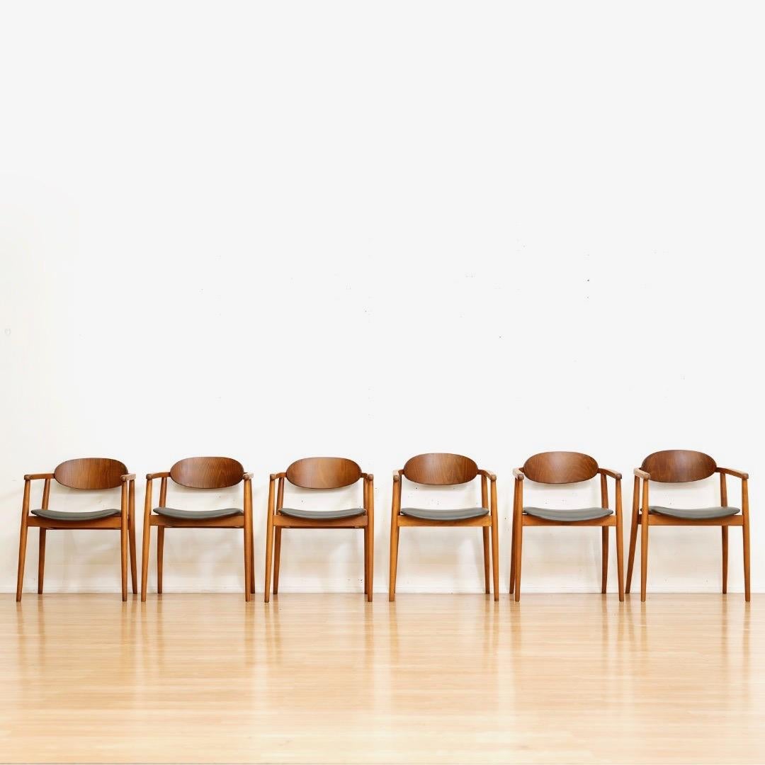 Sechser-Set Mid Century Esszimmerstühle von Antonin Suman für Ligna (Leder) im Angebot