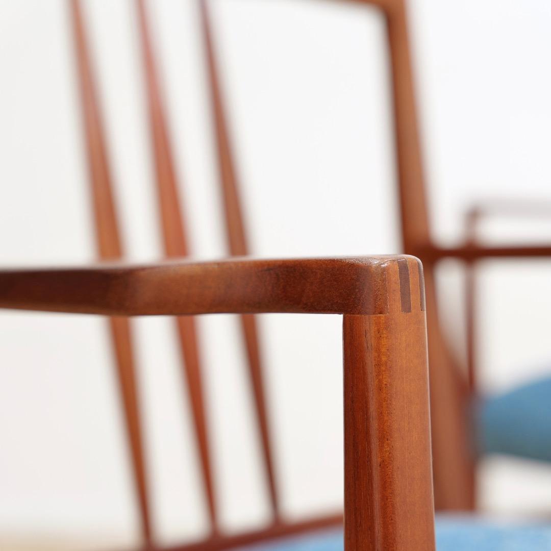 Satz von sechs Mid Century Esszimmerstühlen von Gordon Russell im Angebot 5