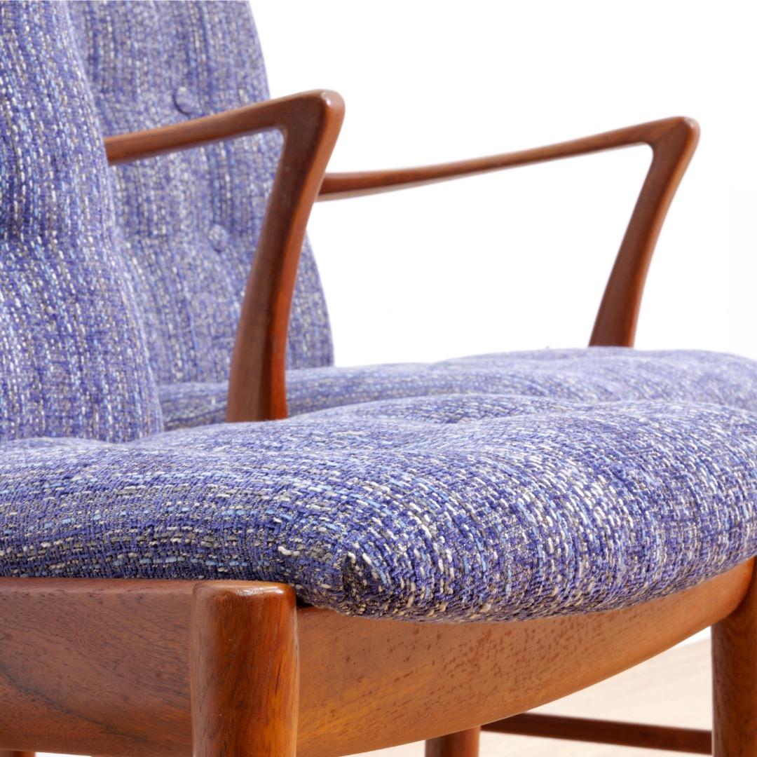 Set of Six Mid Century Dining Chairs by McIntosh Furniture For Sale 4