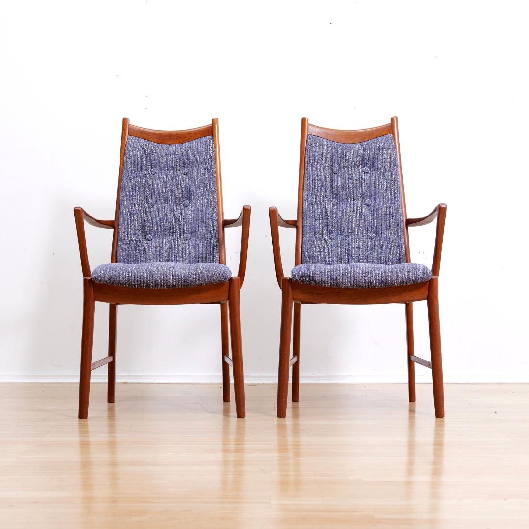 Set of Six Mid Century Dining Chairs by McIntosh Furniture In Good Condition For Sale In Los Angeles, CA