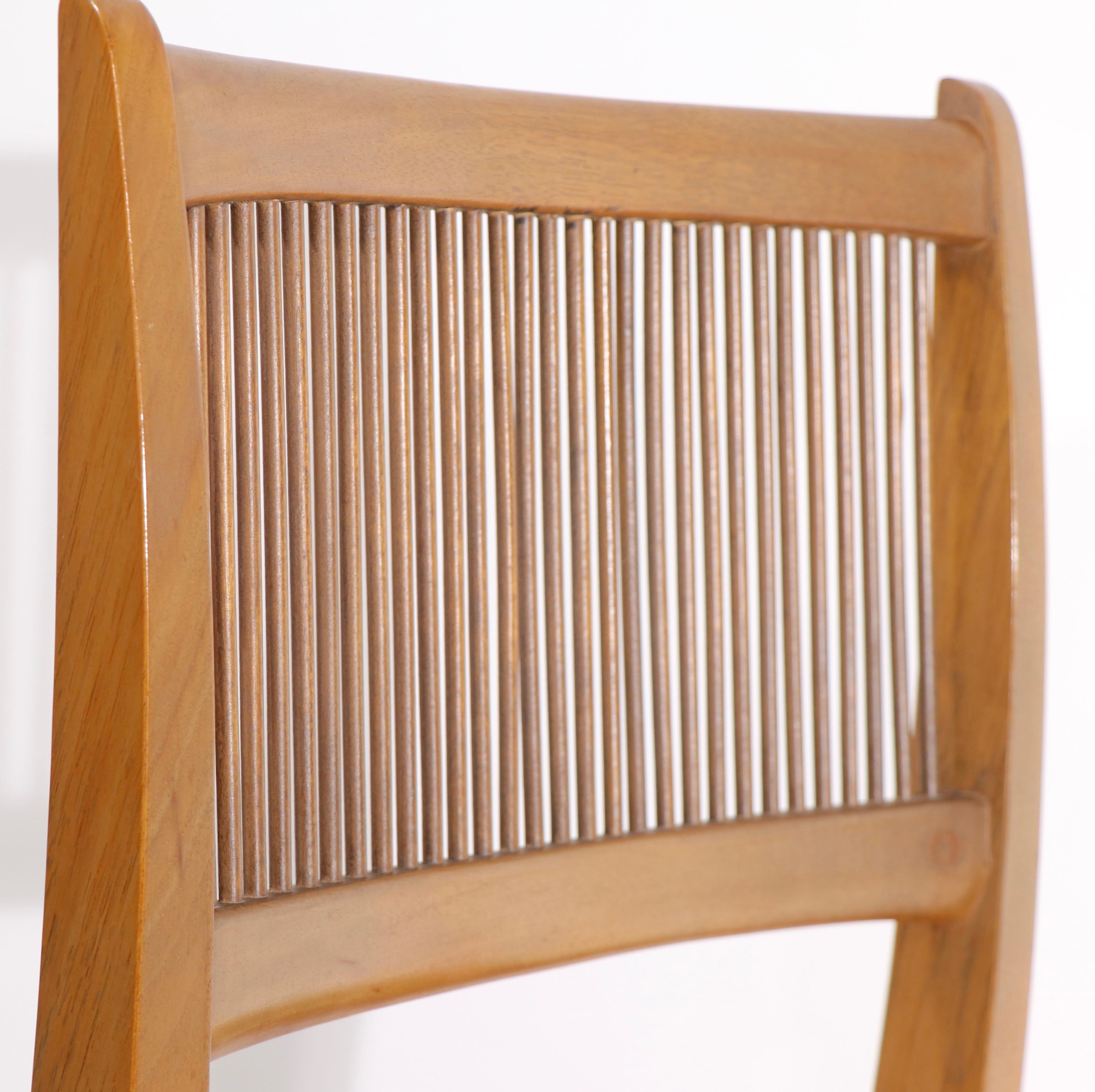 20ième siècle Ensemble de six chaises de salle à manger du milieu du siècle A.Profiles par John Van Koert circa 1950 en vente