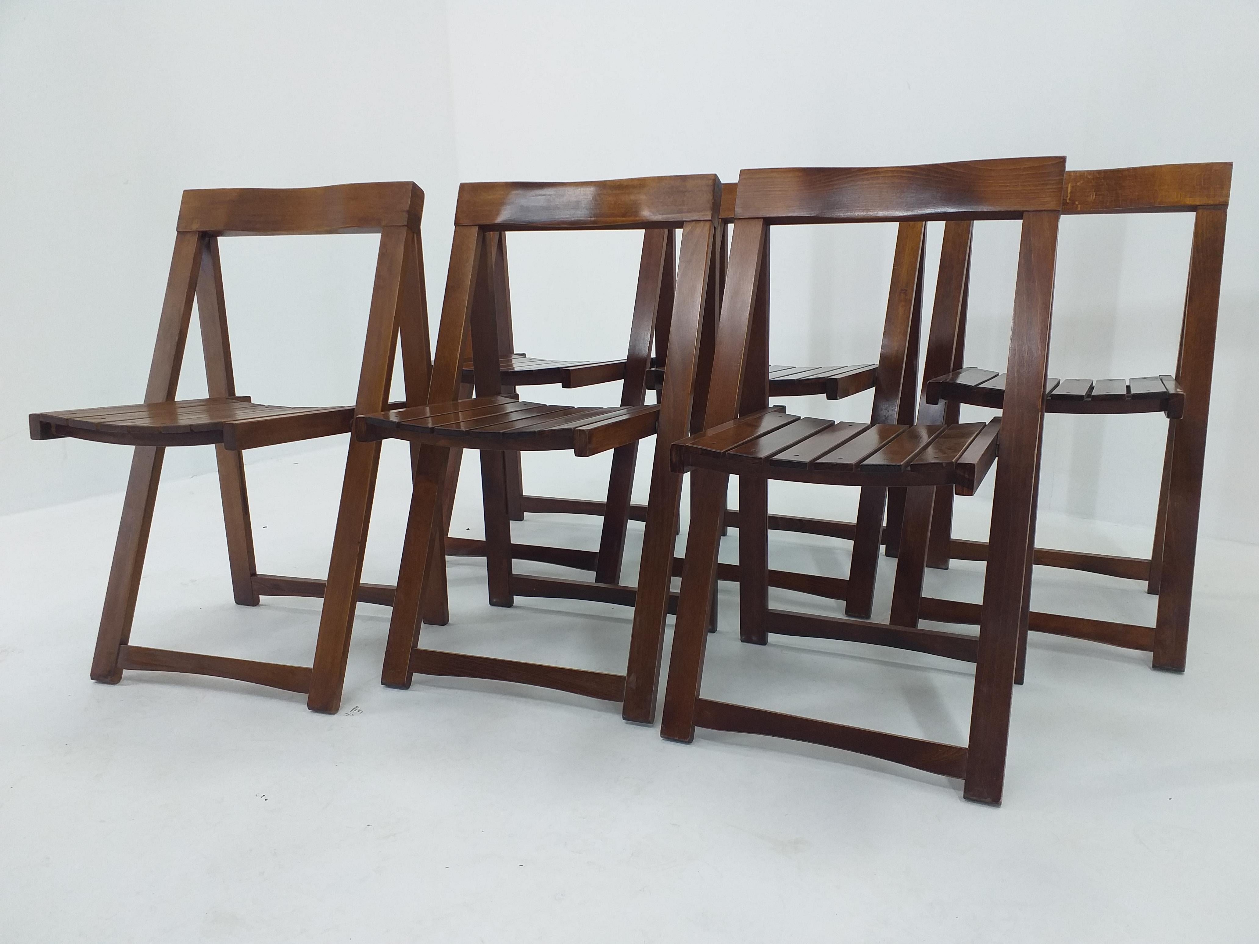 Satz von sechs klappbaren Stühlen aus der Mitte des Jahrhunderts Aldo Jacober für Alberto Bazzani, 1960er Jahre im Angebot 3