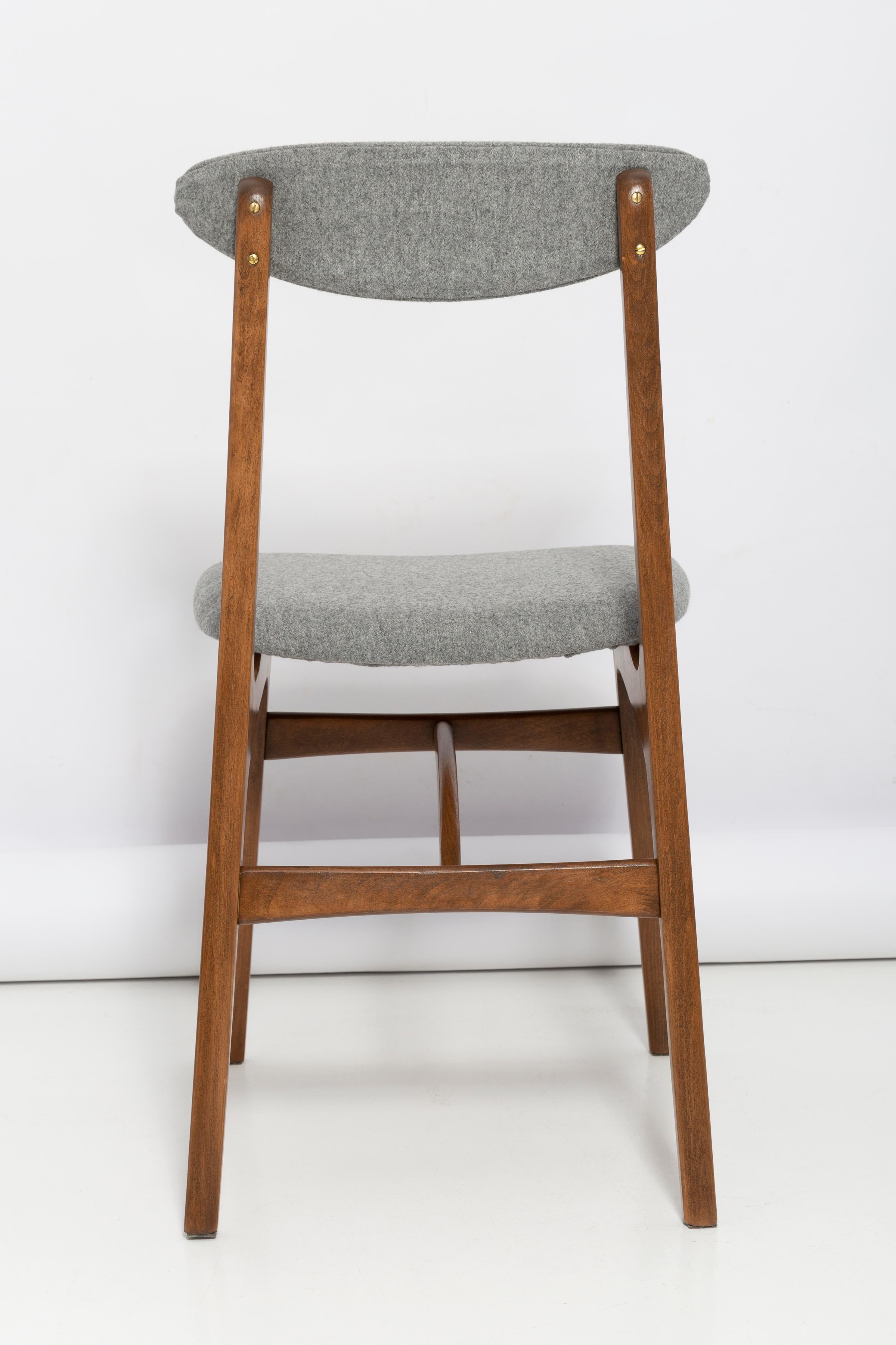 Set of Six Mid Century Gray Wool Chairs by Rajmund Halas, Poland, 1960s For Sale 1