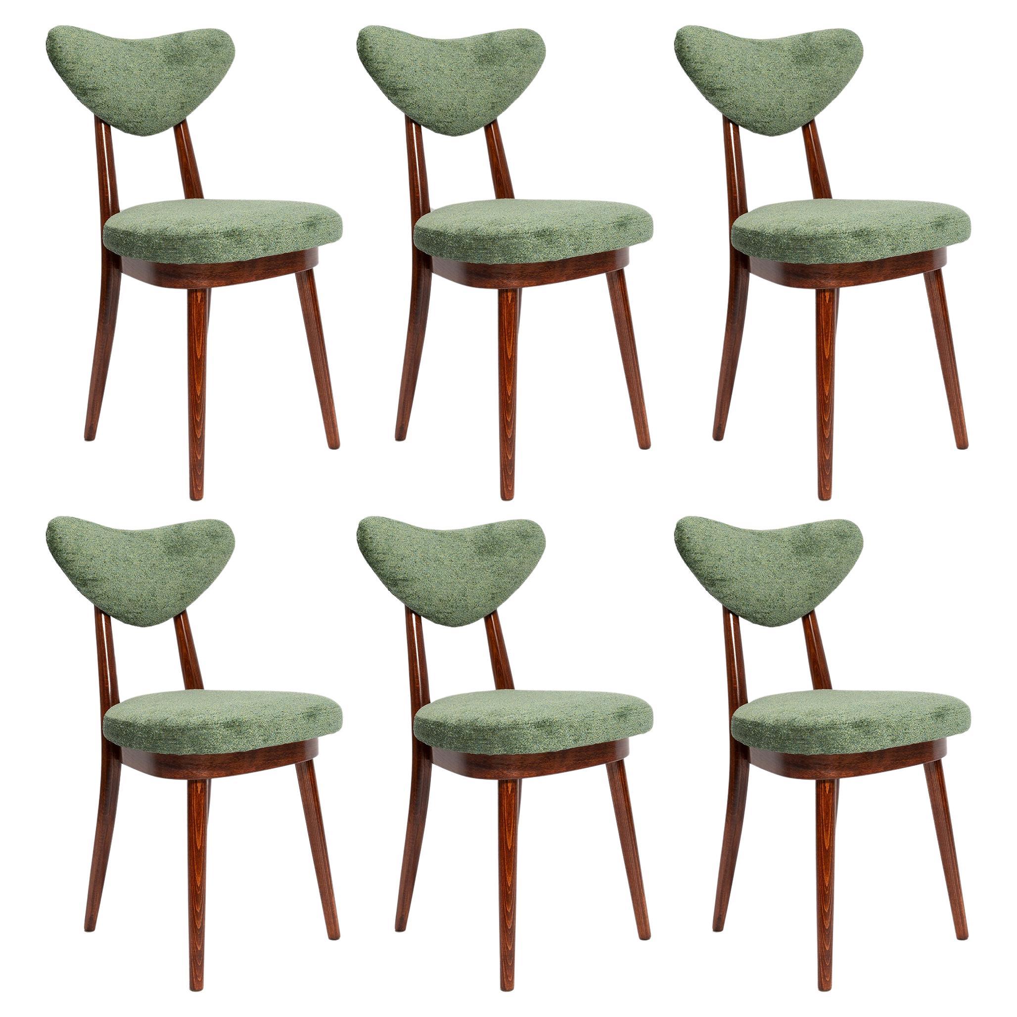 Set of Six Mid Century Heart Chairs, Green Velvet, Dark Wood, Europe 1960s For Sale