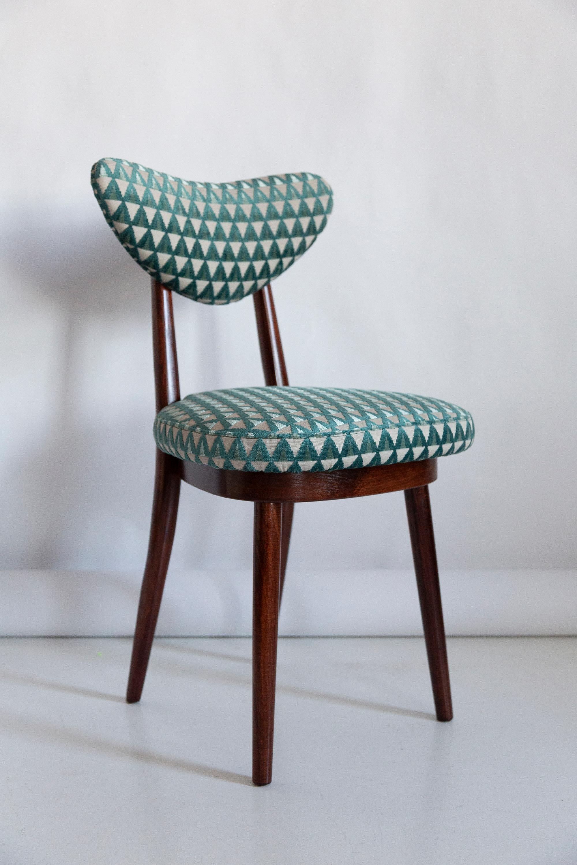 20th Century Set of Six Mid-Century Heart Chairs in Amuleto Green Velvet, Europe, 1960s For Sale