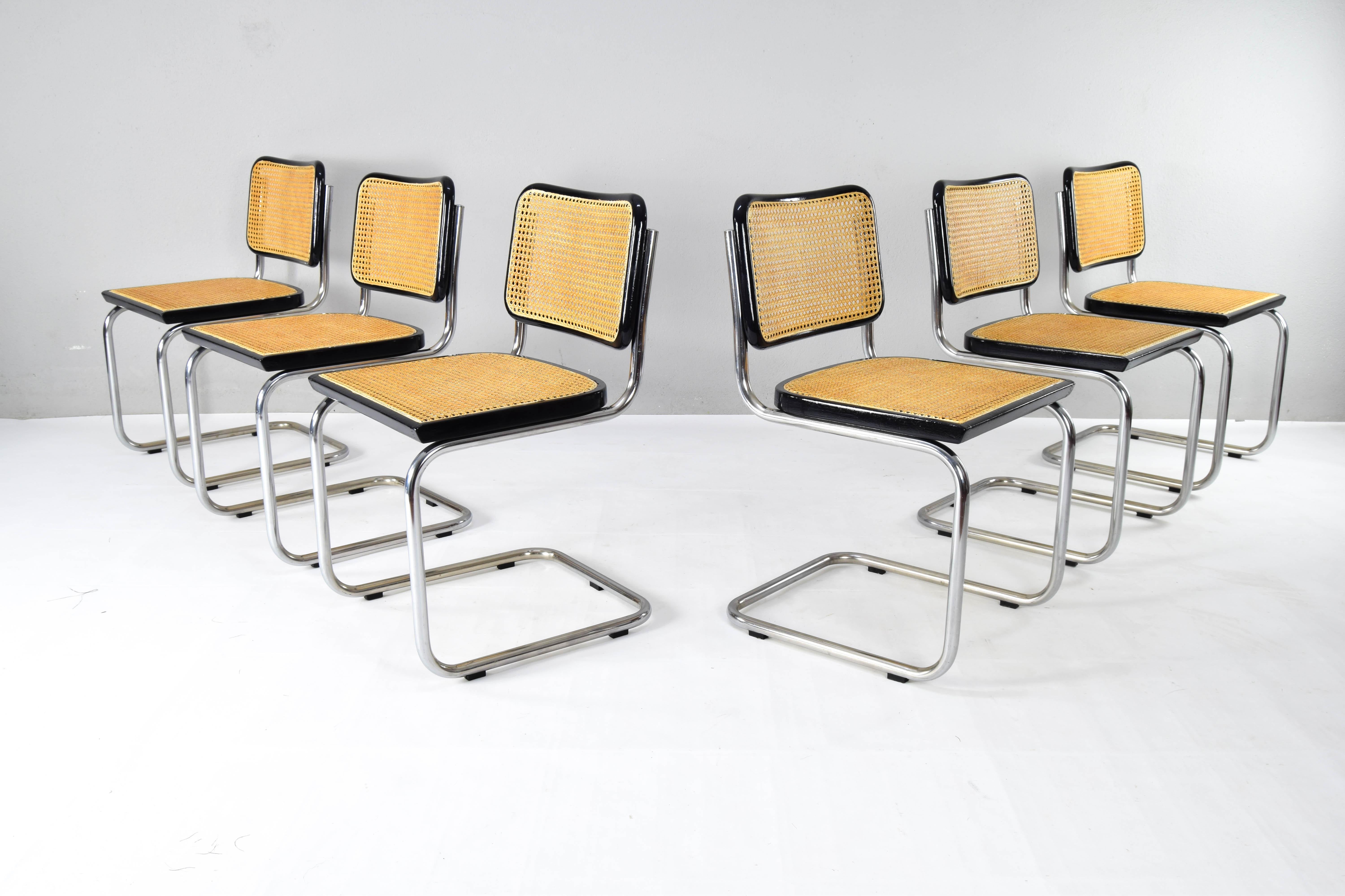 Set of six Cesca chairs, model B32, made in Italy in the 1970s.
Chromed steel structures in very good condition. Black lacquered beech wood frames and natural Viennese grille. The grids of the six seats have been put to new.
Very good general