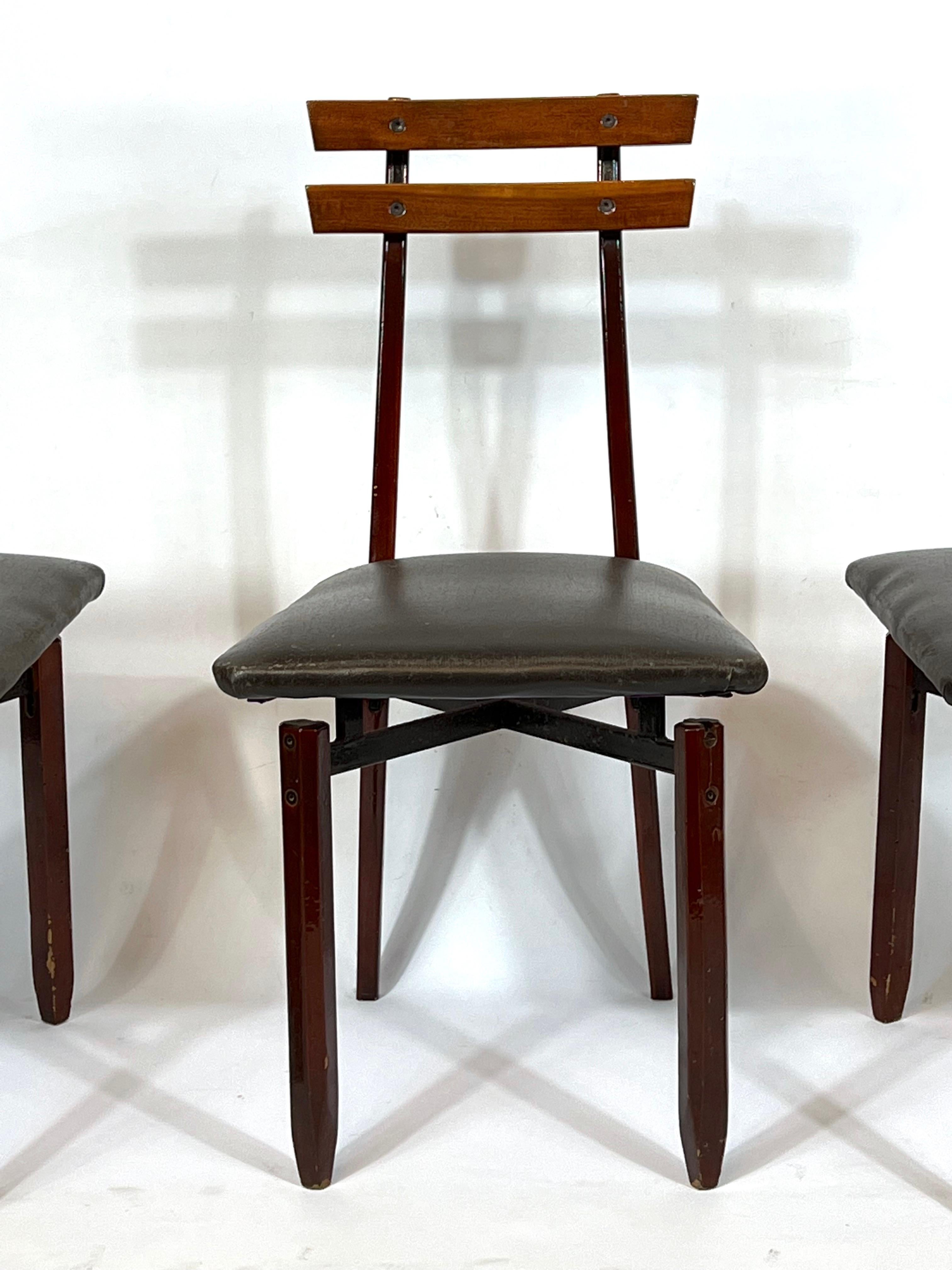 Set of Six Mid-Century Italian Wood Chairs For Sale 5