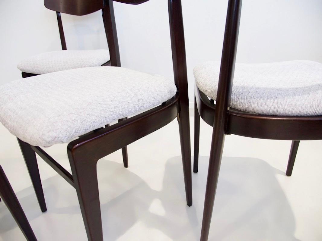Set of Six Mid-Century Italian Wooden Dining Chairs For Sale 7