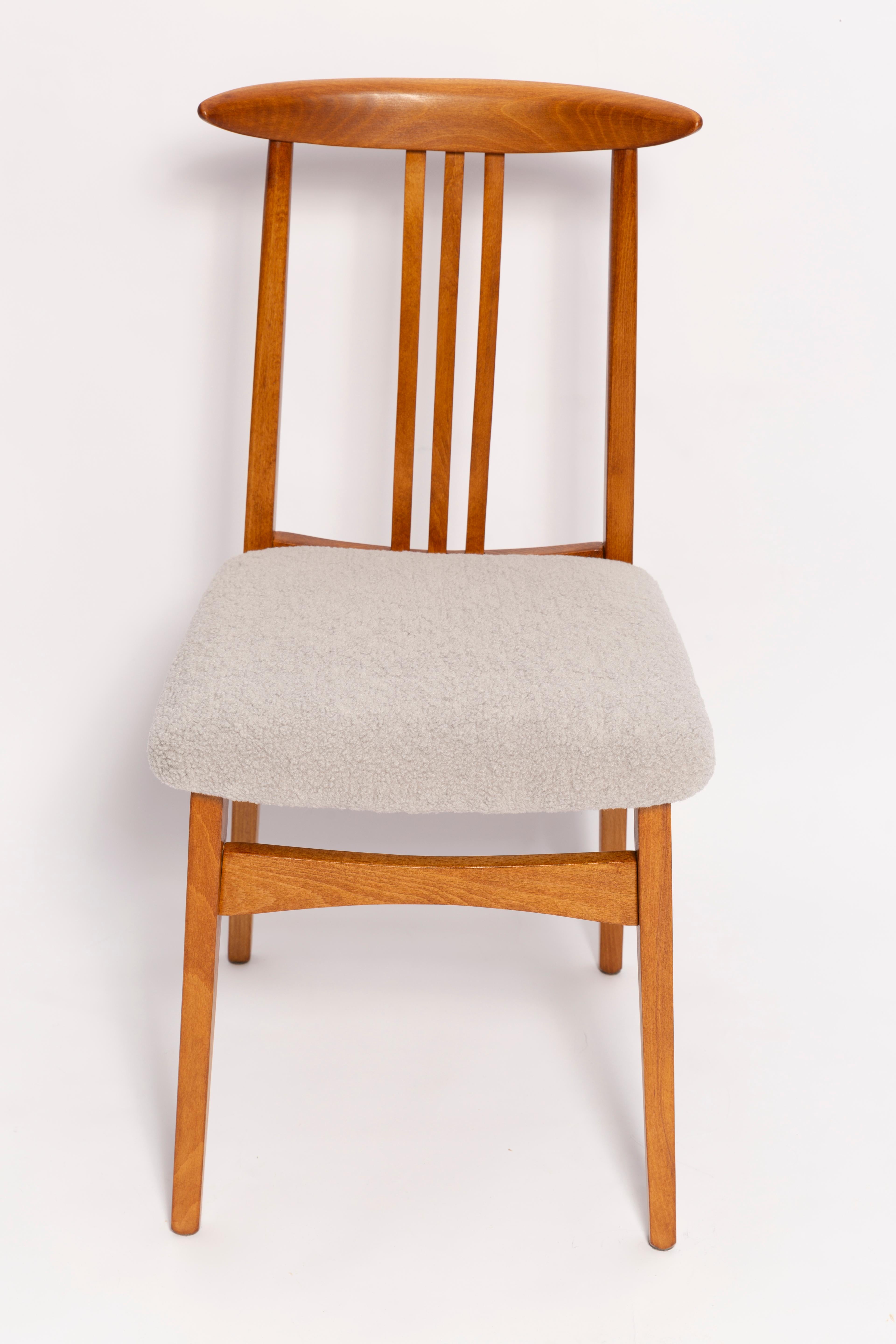 Mid-Century Modern Set of Six Mid-Century Linen Boucle Chairs, by M. Zielinski, Europe, 1960s For Sale