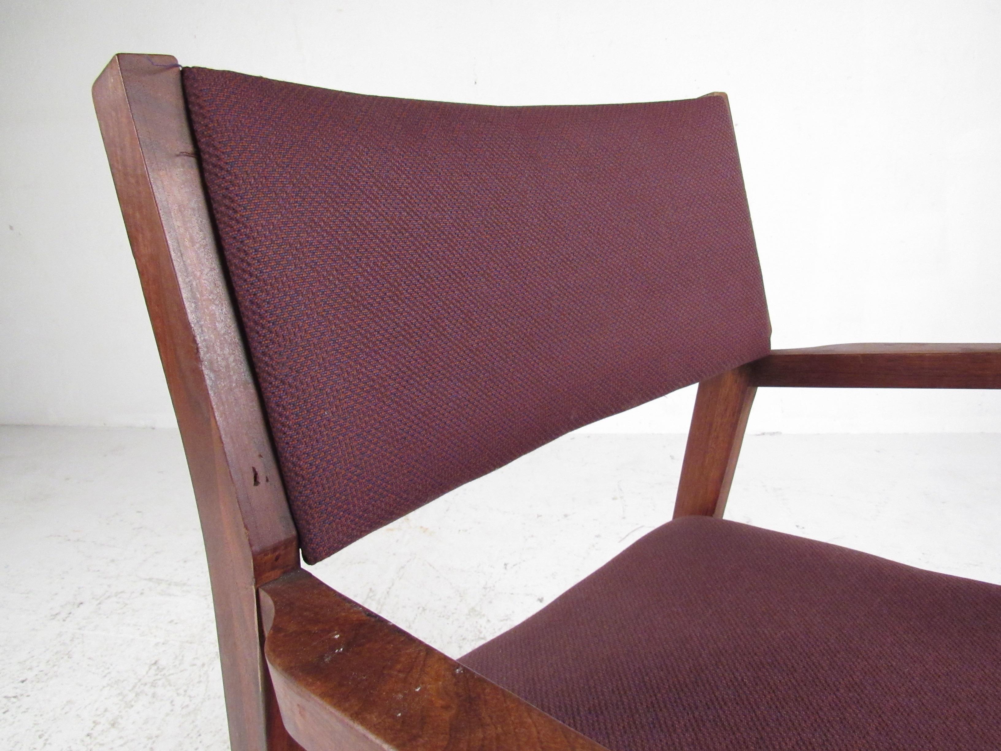 Set of Six Mid-Century Modern Armchairs 10