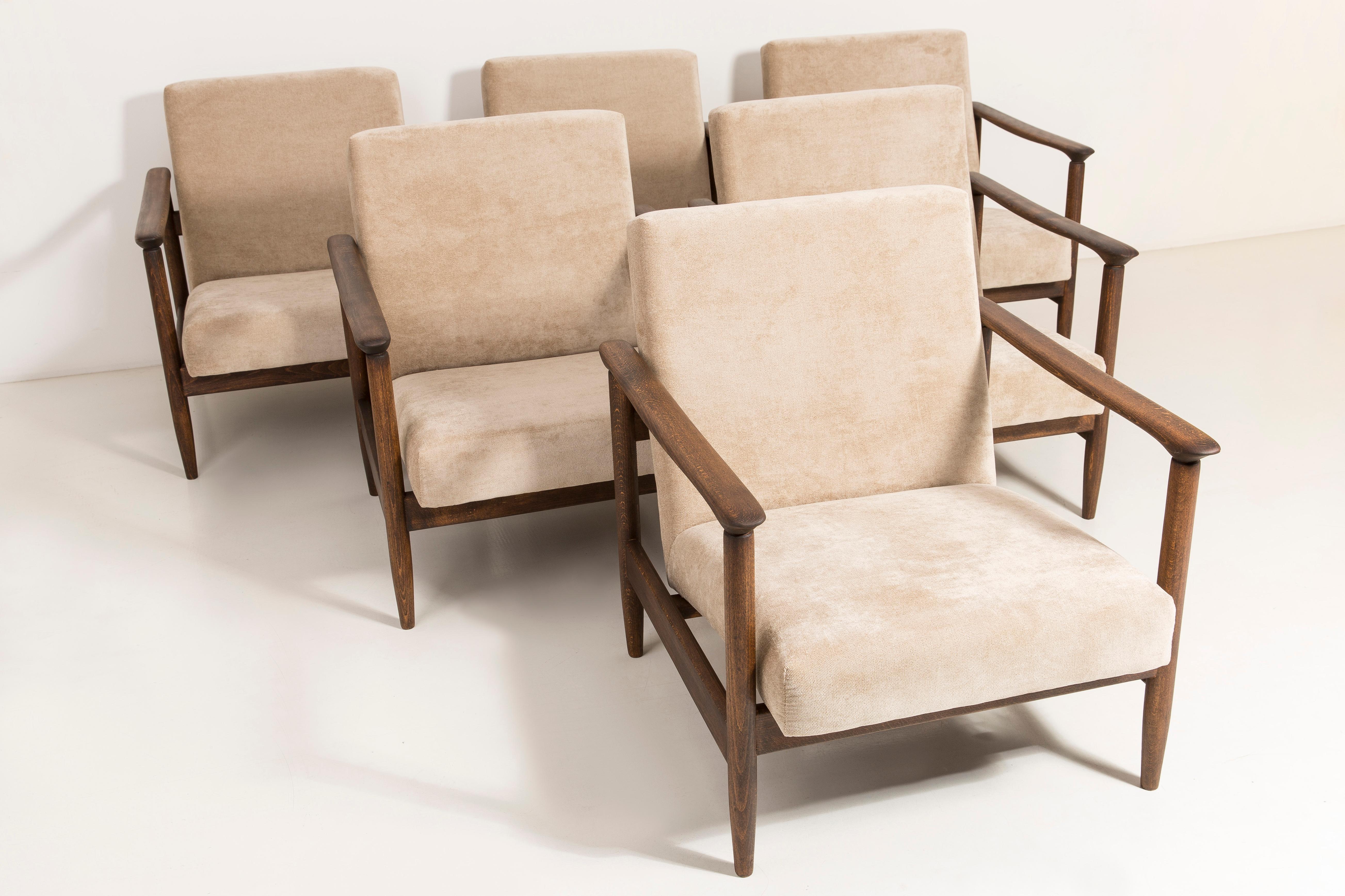 Set of Six Mid-Century Modern Beige Armchairs, Edmund Homa, 1960s, Poland For Sale 1