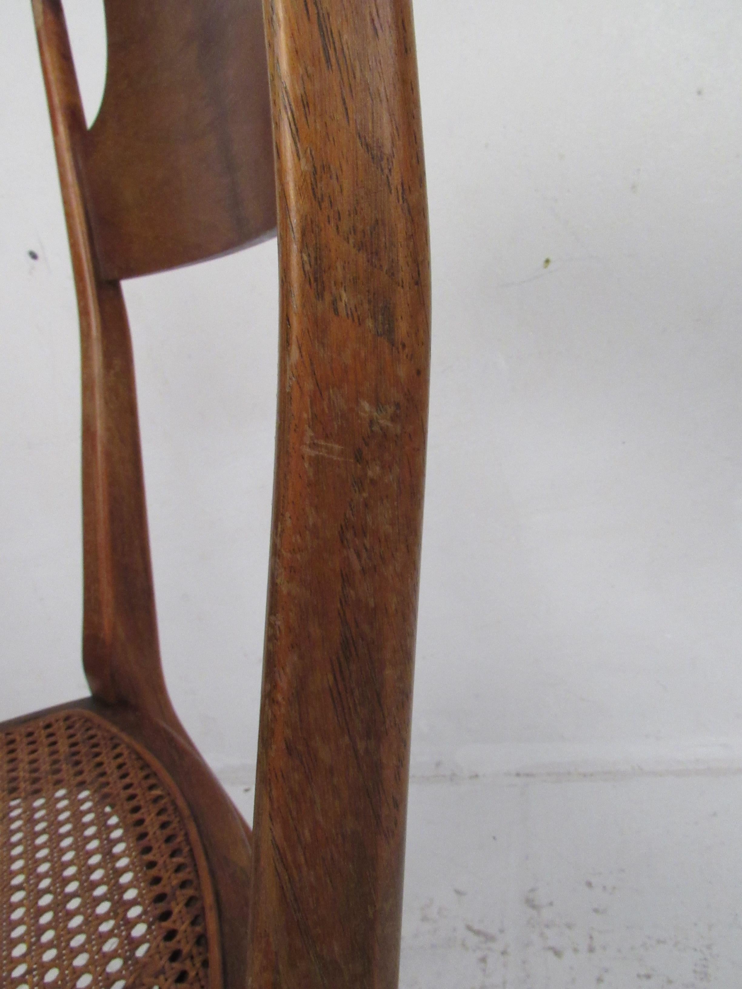 Set of Six Mid-Century Modern Cane and Walnut Dining Chairs For Sale 7