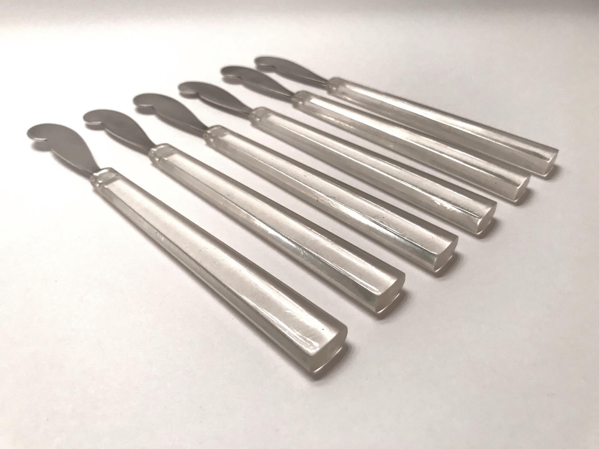 Mid-20th Century Set of Six Mid-Century Modern Cocktail Knives in Lucite