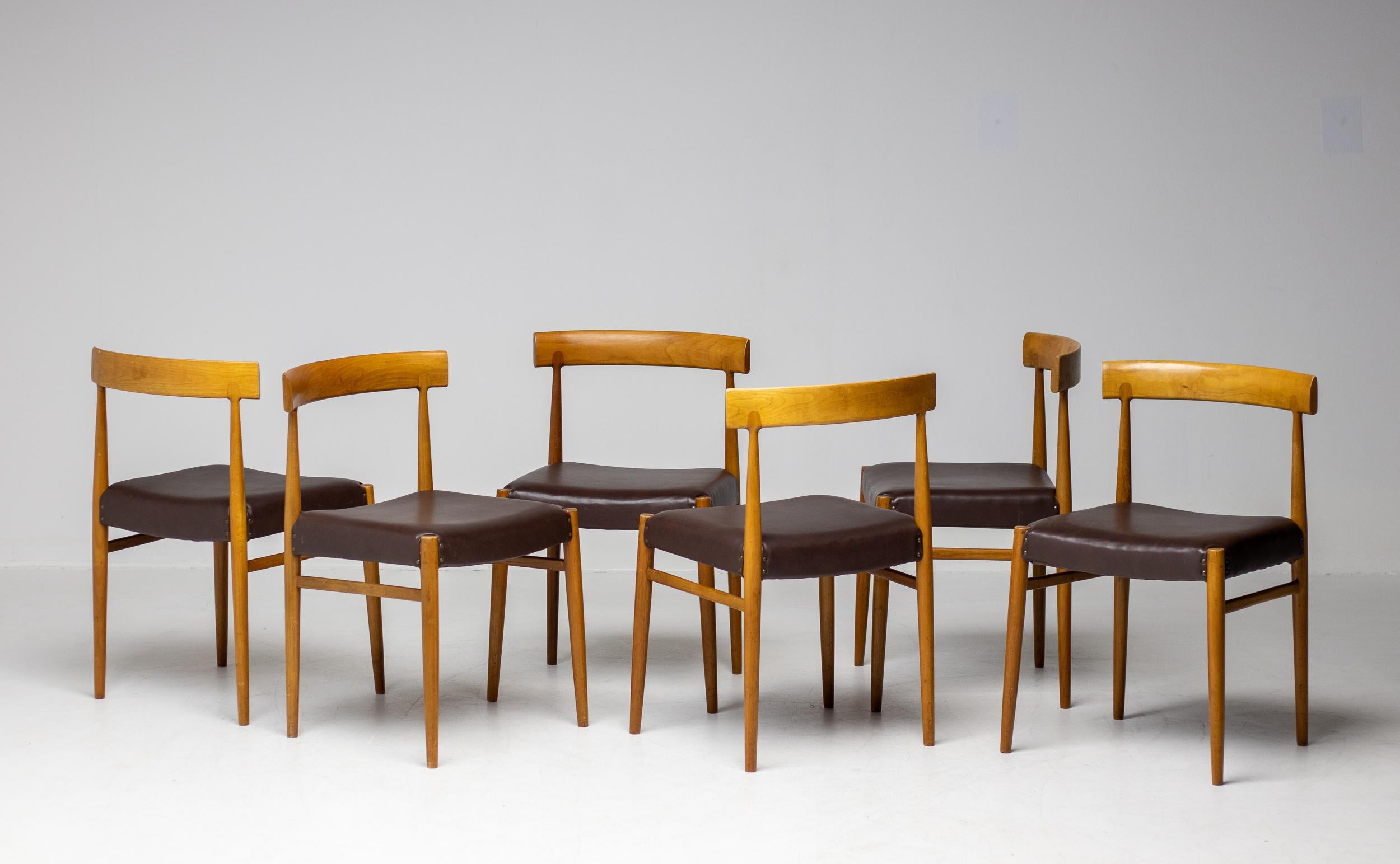 Set di sei sedie da pranzo danesi moderne del Mid Century in vendita 3