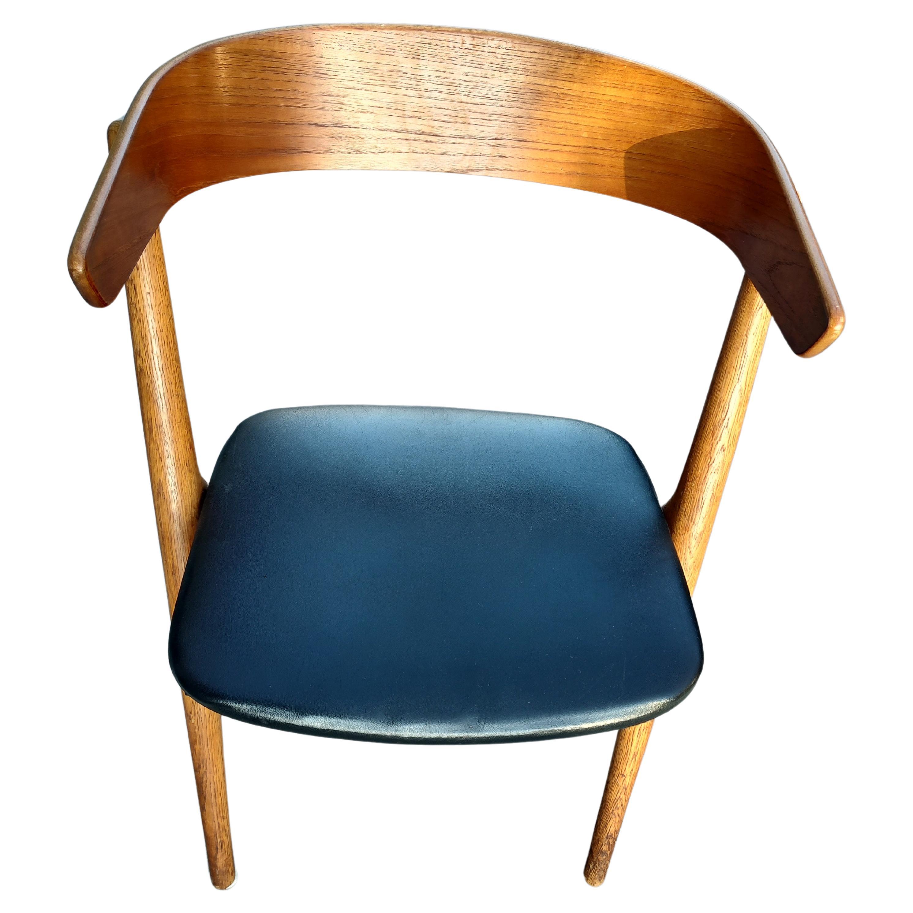Conjunto de seis sillas de comedor danesas modernas de mediados de siglo núm. 9 de Helge Sibast mediados del siglo XX en venta