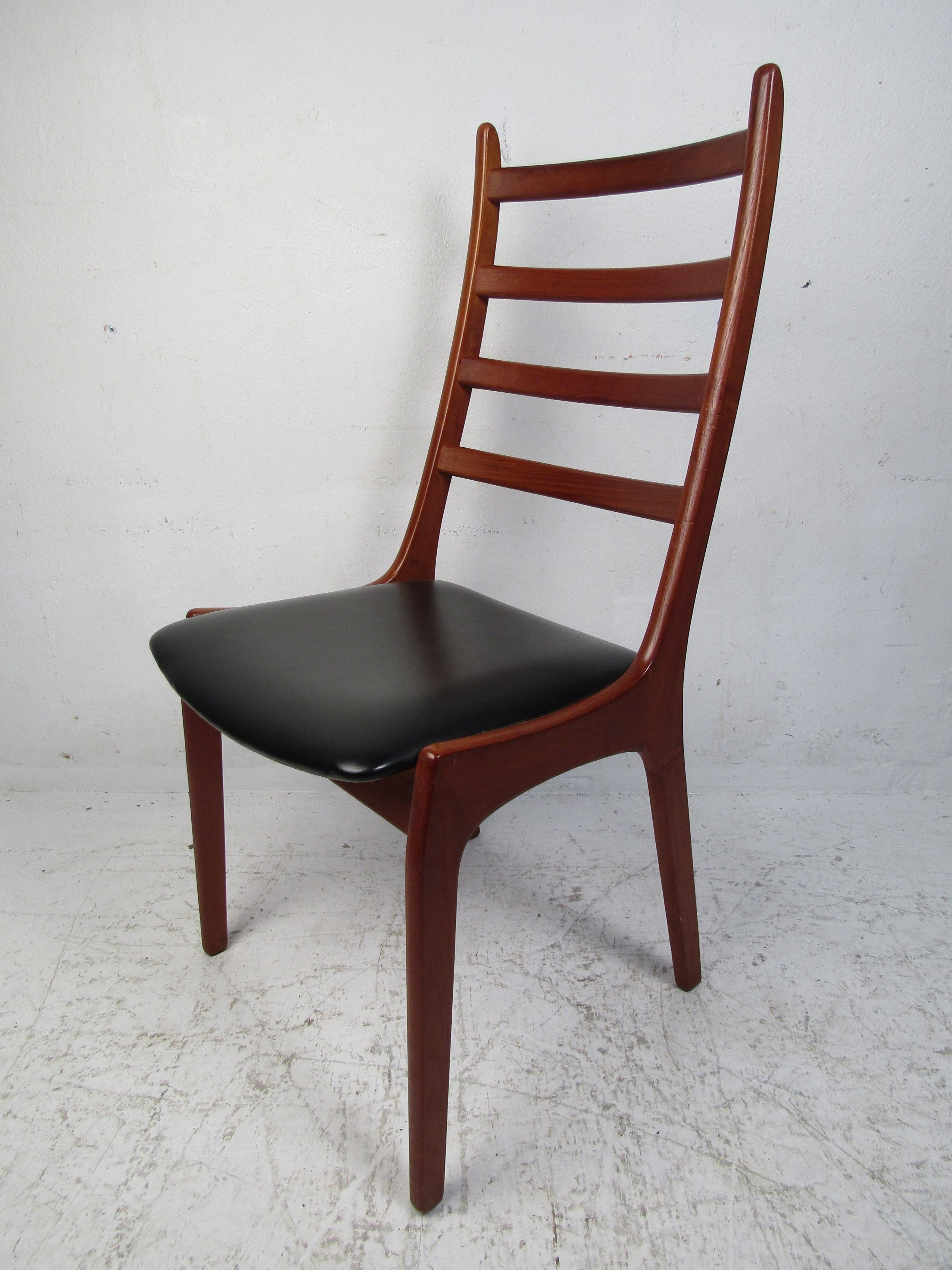 Late 20th Century Six Mid-Century Modern Korup Stolefabrik Danish Dining Chairs For Sale