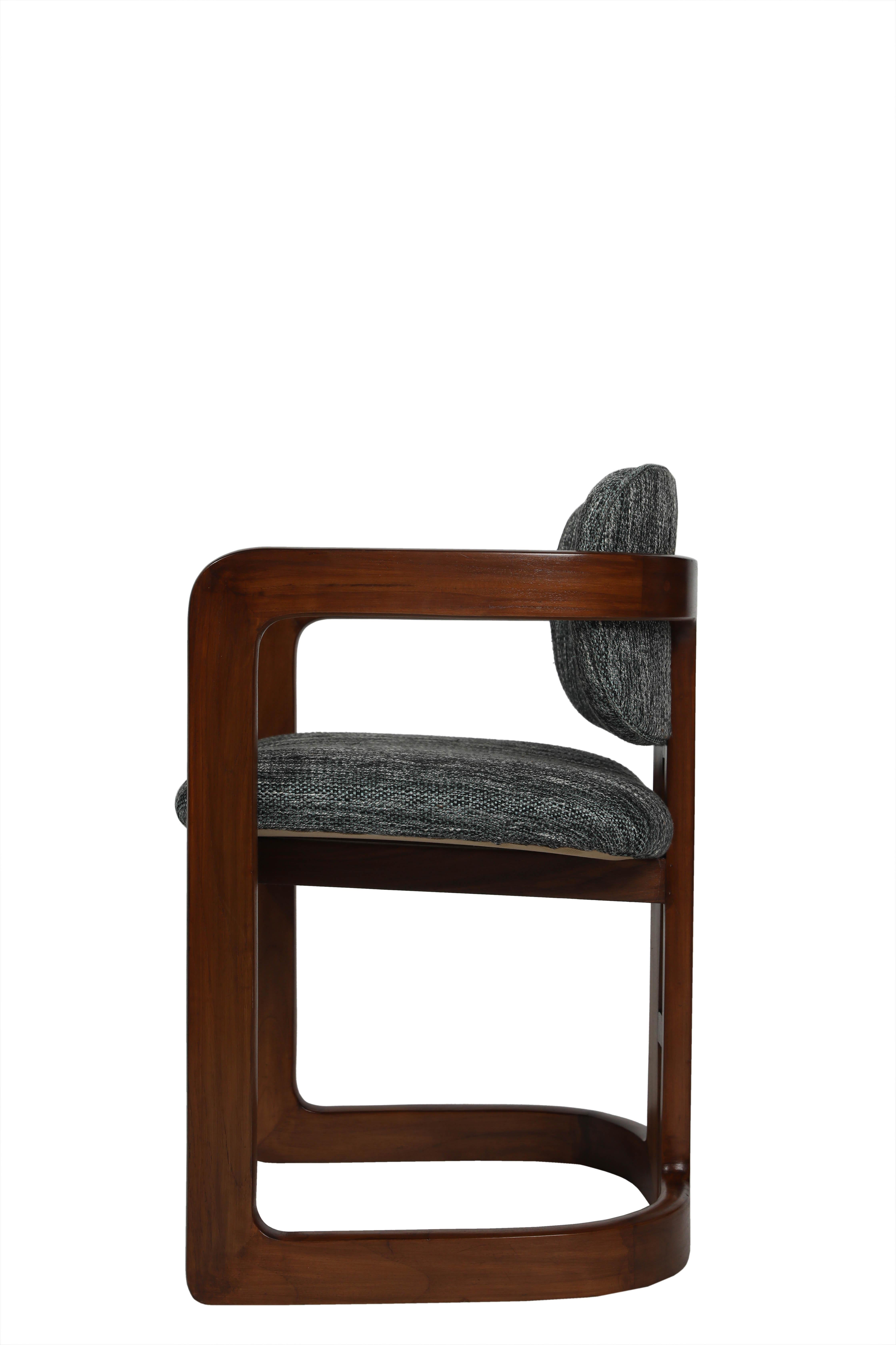 Set of Six Mid-Century Modern Danish Teak Dining Room Chairs In Good Condition For Sale In Nantucket, MA