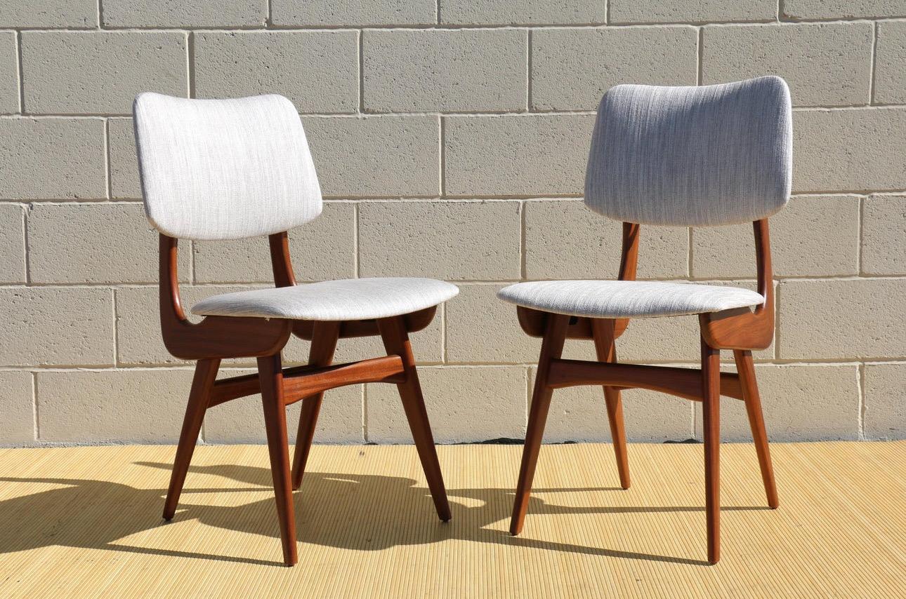 Mid-Century Modern Set of Six Mid Century Modern Dining Chairs by Louis Van Teeffelen for Wébé For Sale