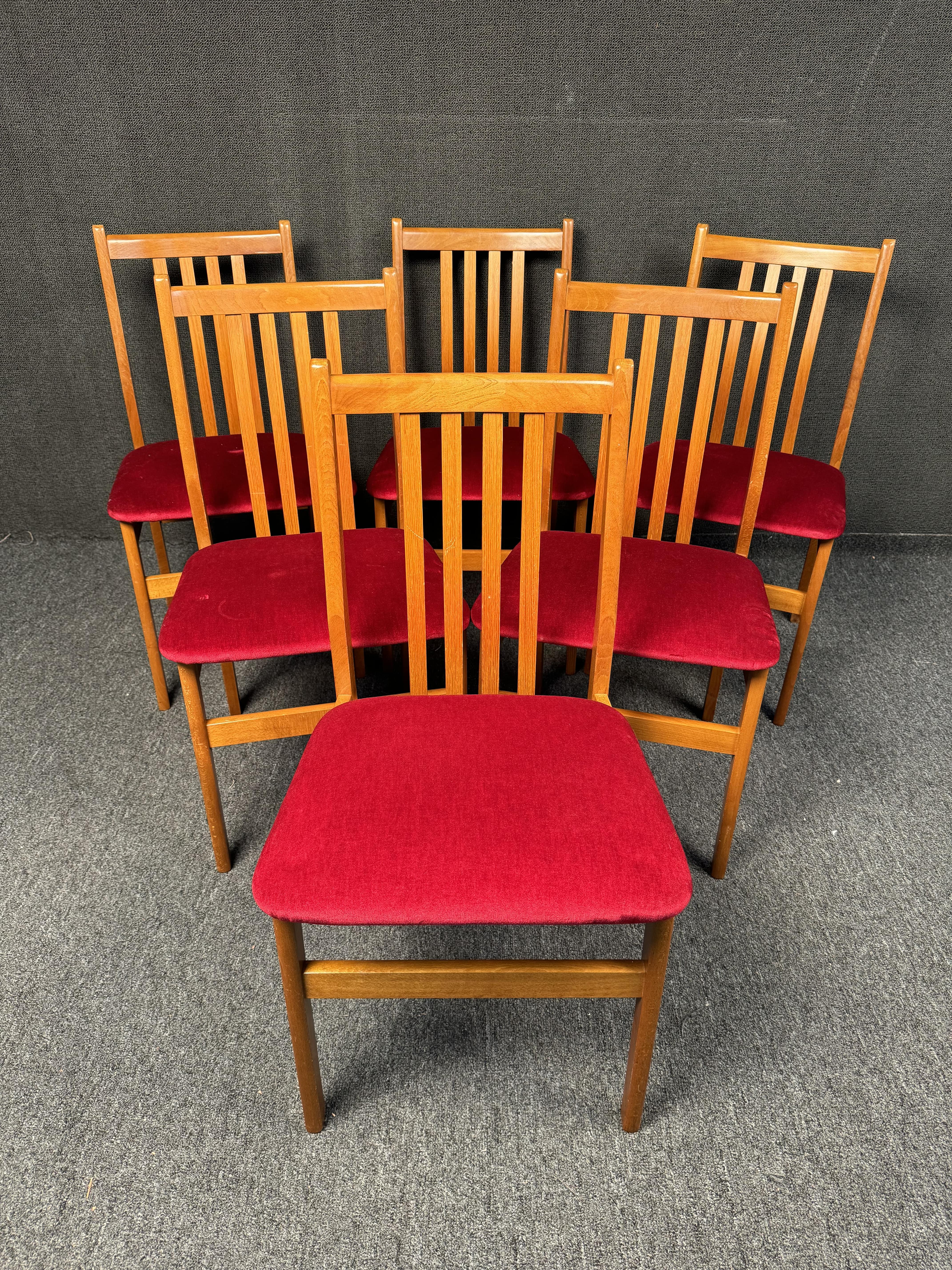 Sechser-Set Moderne Esszimmerstühle aus der Mitte des Jahrhunderts (Moderne der Mitte des Jahrhunderts) im Angebot