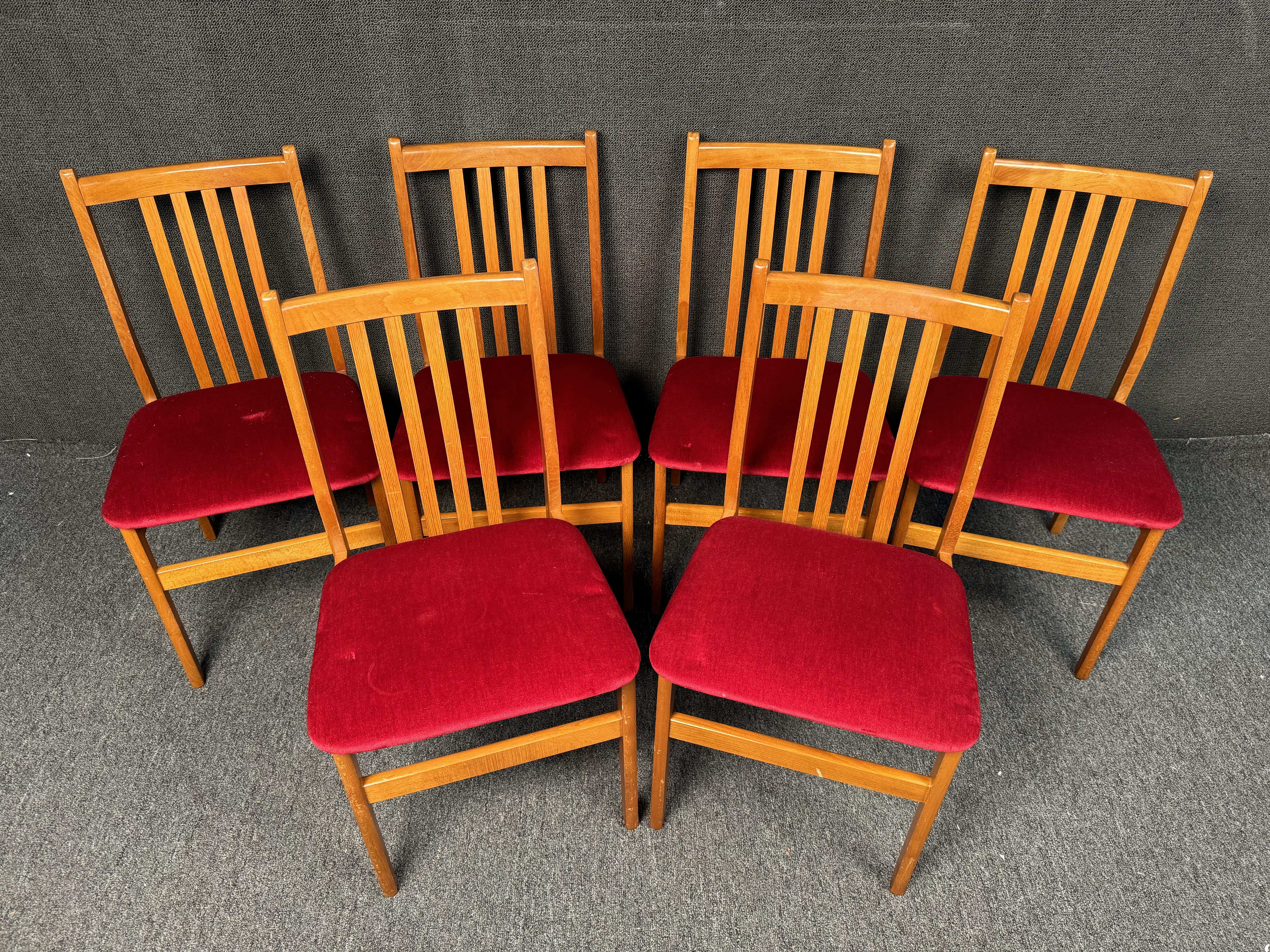 Sechser-Set Moderne Esszimmerstühle aus der Mitte des Jahrhunderts im Zustand „Gut“ im Angebot in Brooklyn, NY