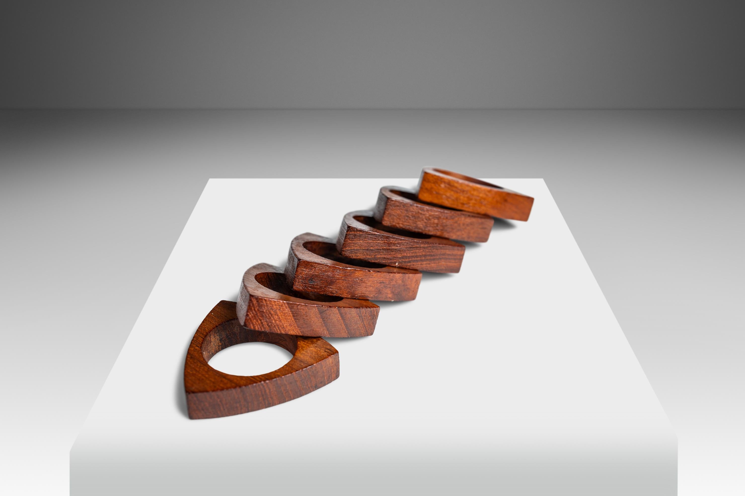 Set of Six Mid-Century Modern Napkin Rings in Solid Teak, Denmark, c. 1960's In Good Condition For Sale In Deland, FL
