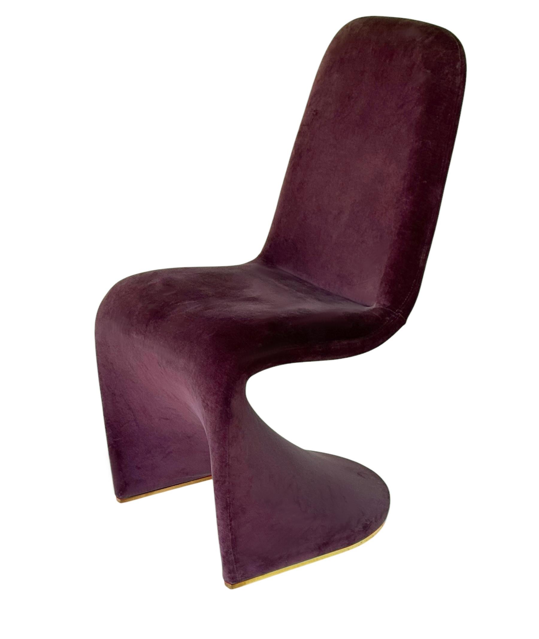 Set of Six Mid Century Modern Sculptural Brass Dining Chairs After Verner Panton For Sale 3
