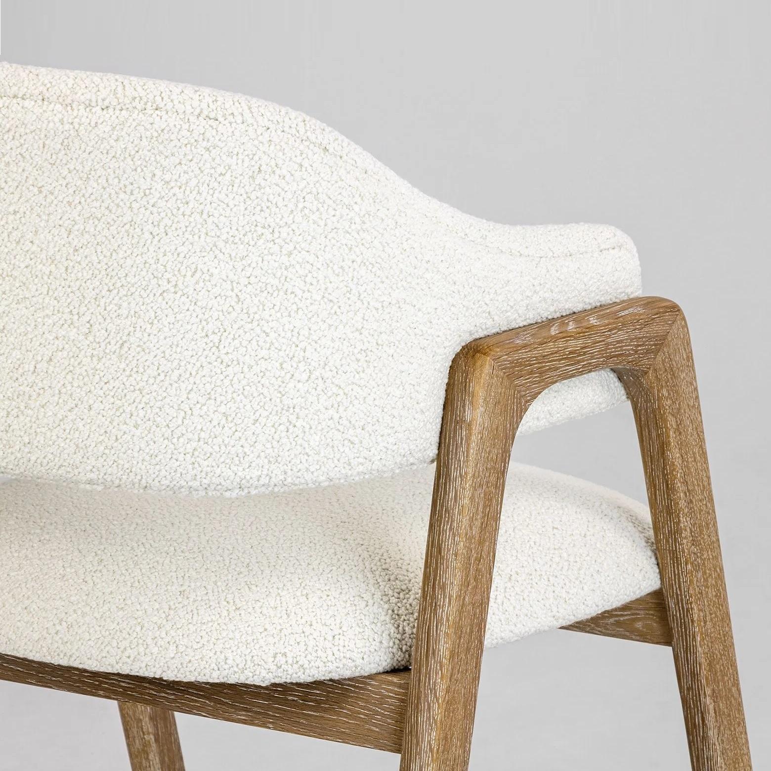 Set of Six Mid-Century Modern Style Dining Chairs with Sculptural Silhouette For Sale 2