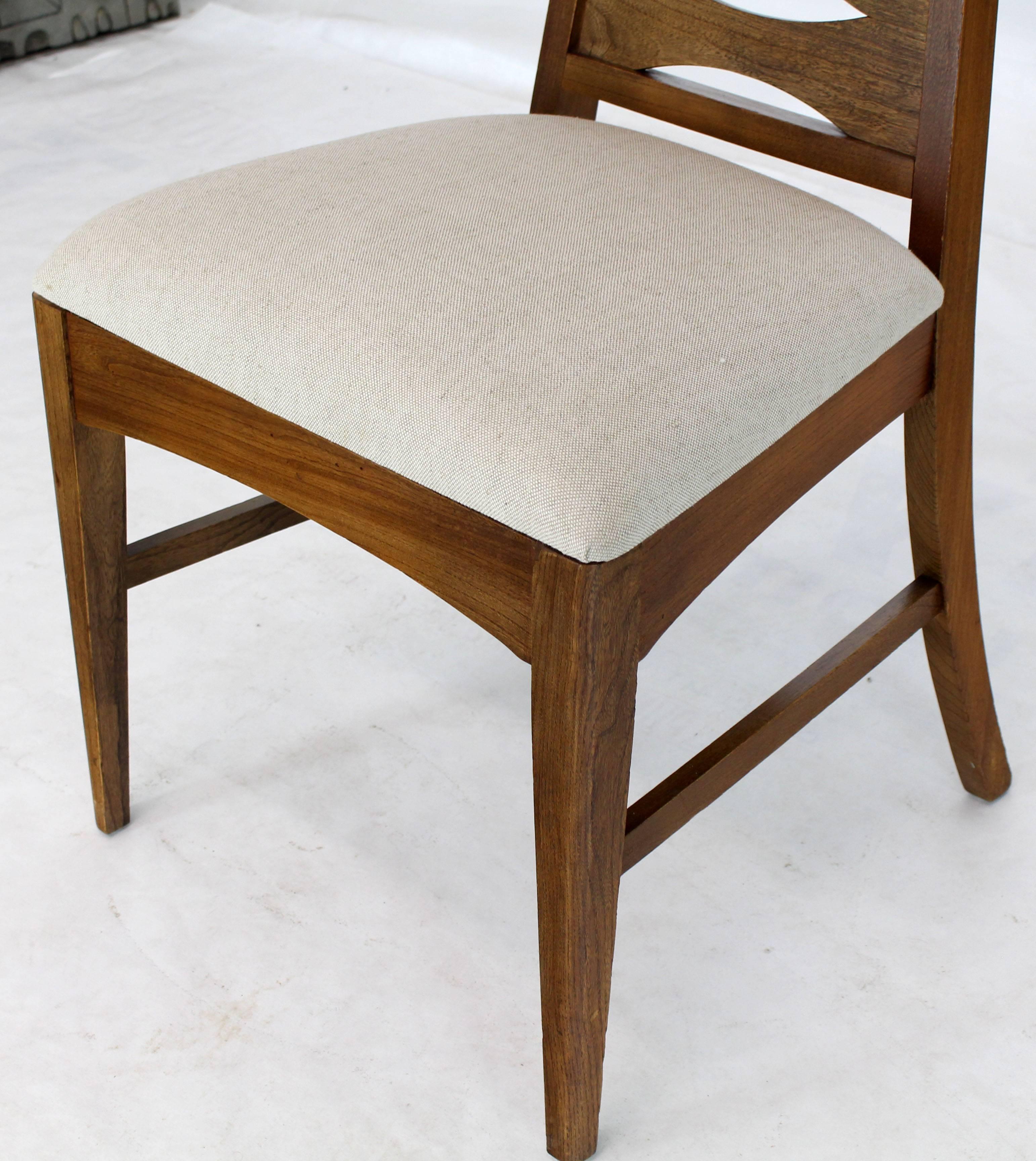 20th Century Set of Six Mid-Century Modern Tall Tapered Shape Back Dining Chairs For Sale