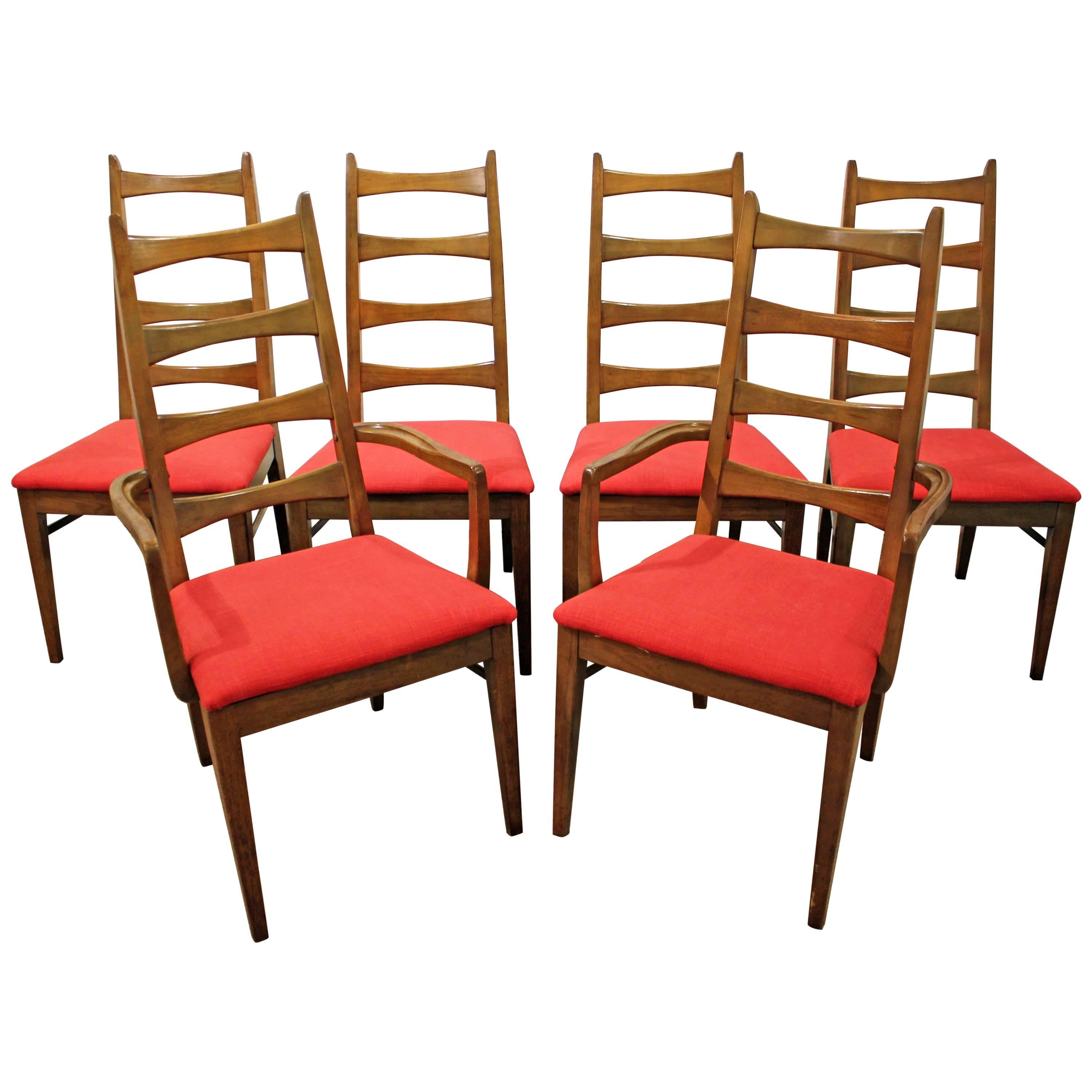 Set of Six Mid-Century Modern Walnut Bow Tie Dining Chairs