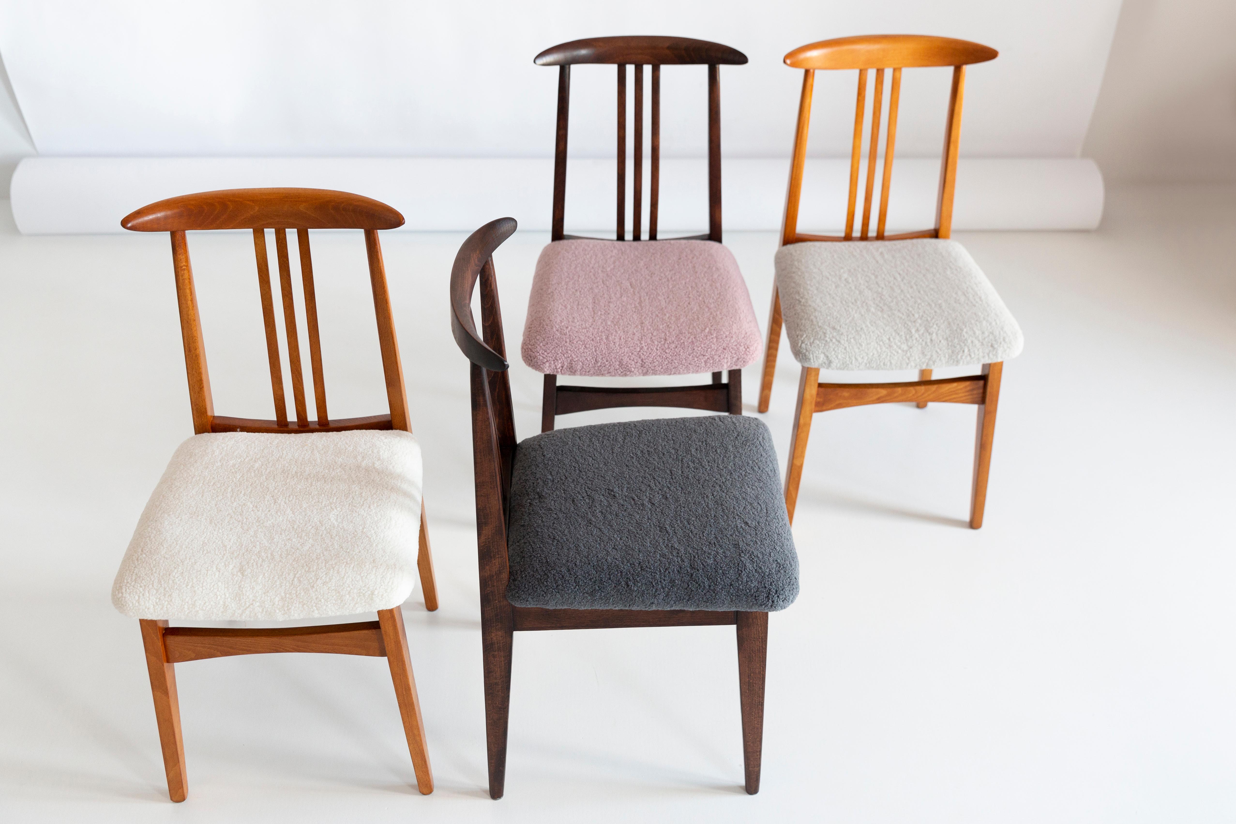 Set of Six Mid-Century Pink Boucle Chairs, by Zielinski, Poland, 1960s In Excellent Condition For Sale In 05-080 Hornowek, PL