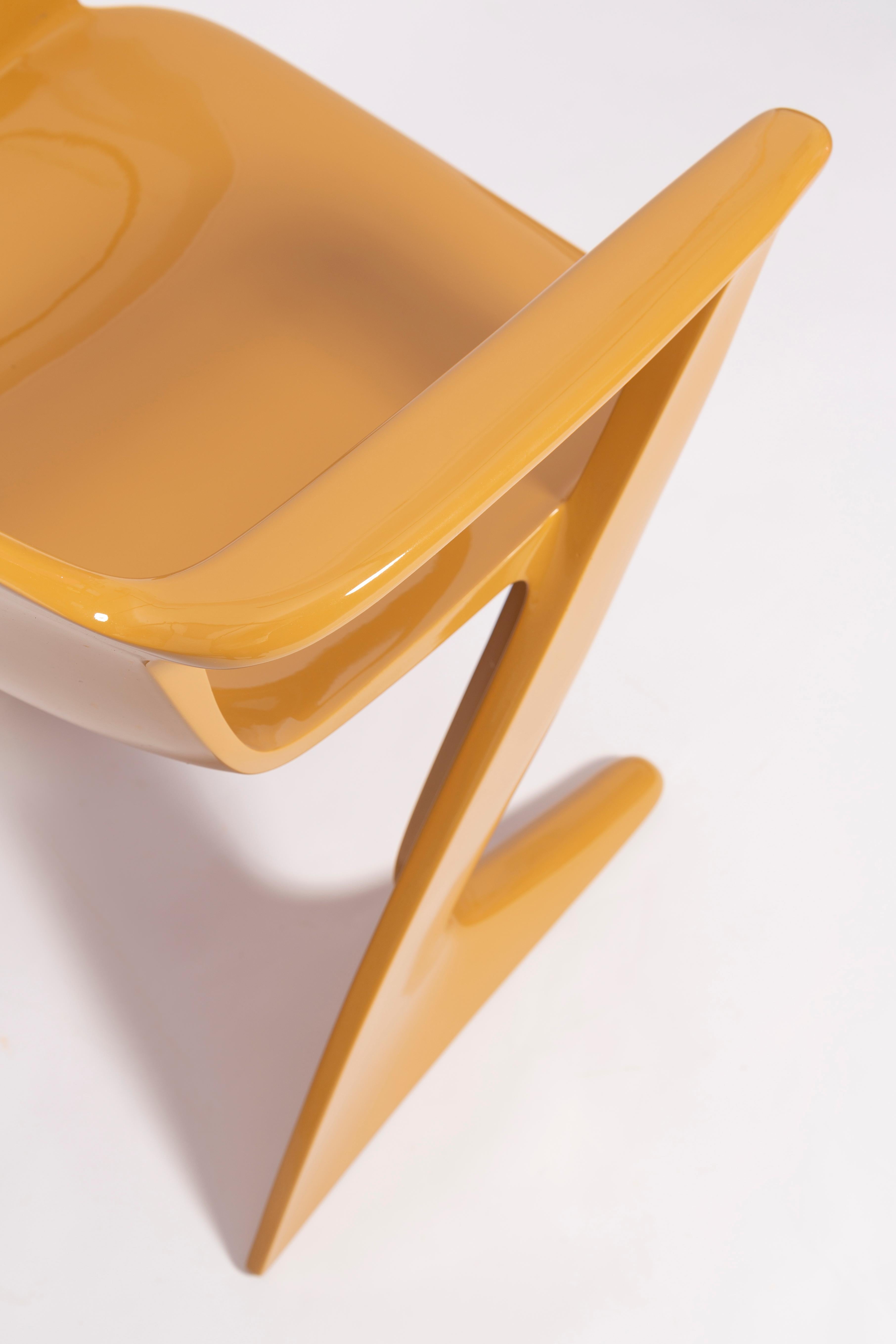 Ensemble de six chaises Kangourou beige sable du milieu du sicle, par Ernst Moeckl, Allemagne 1968 Excellent état - En vente à 05-080 Hornowek, PL