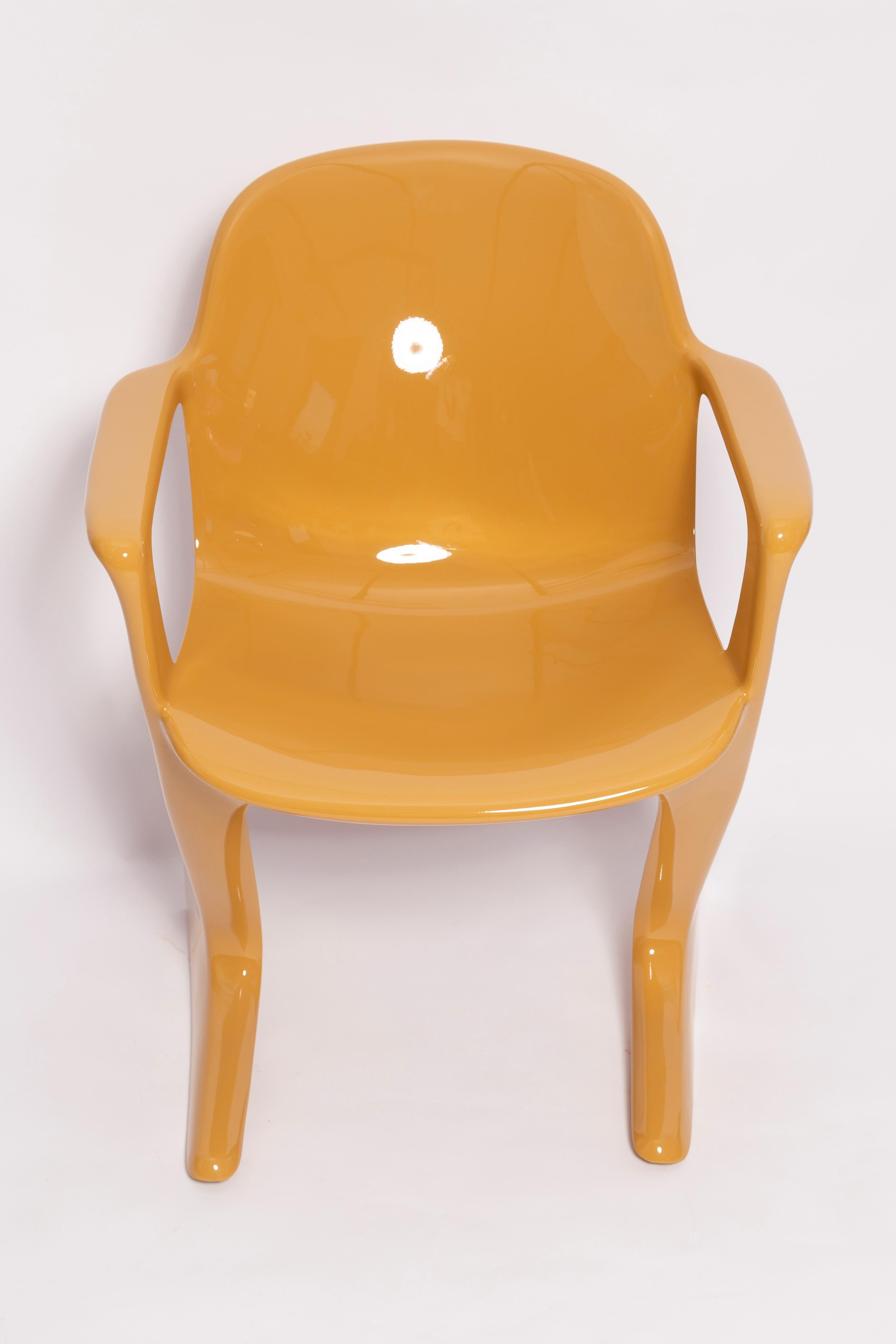 Ensemble de six chaises Kangourou beige sable du milieu du sicle, par Ernst Moeckl, Allemagne 1968 en vente 1