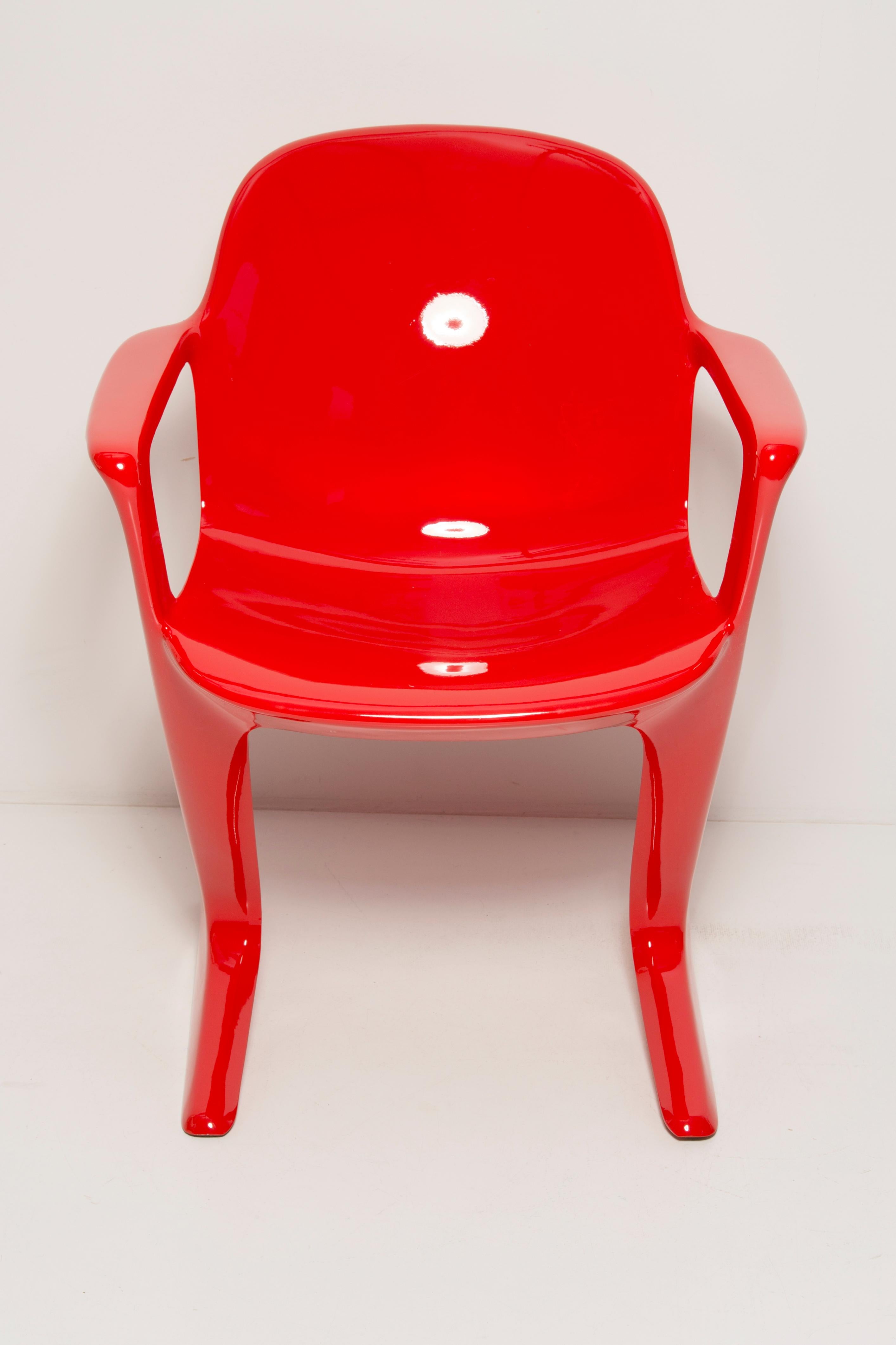 Set of Six Midcentury Signal Red Kangaroo Chairs, Ernst Moeckl, Germany, 1968 In Excellent Condition For Sale In 05-080 Hornowek, PL