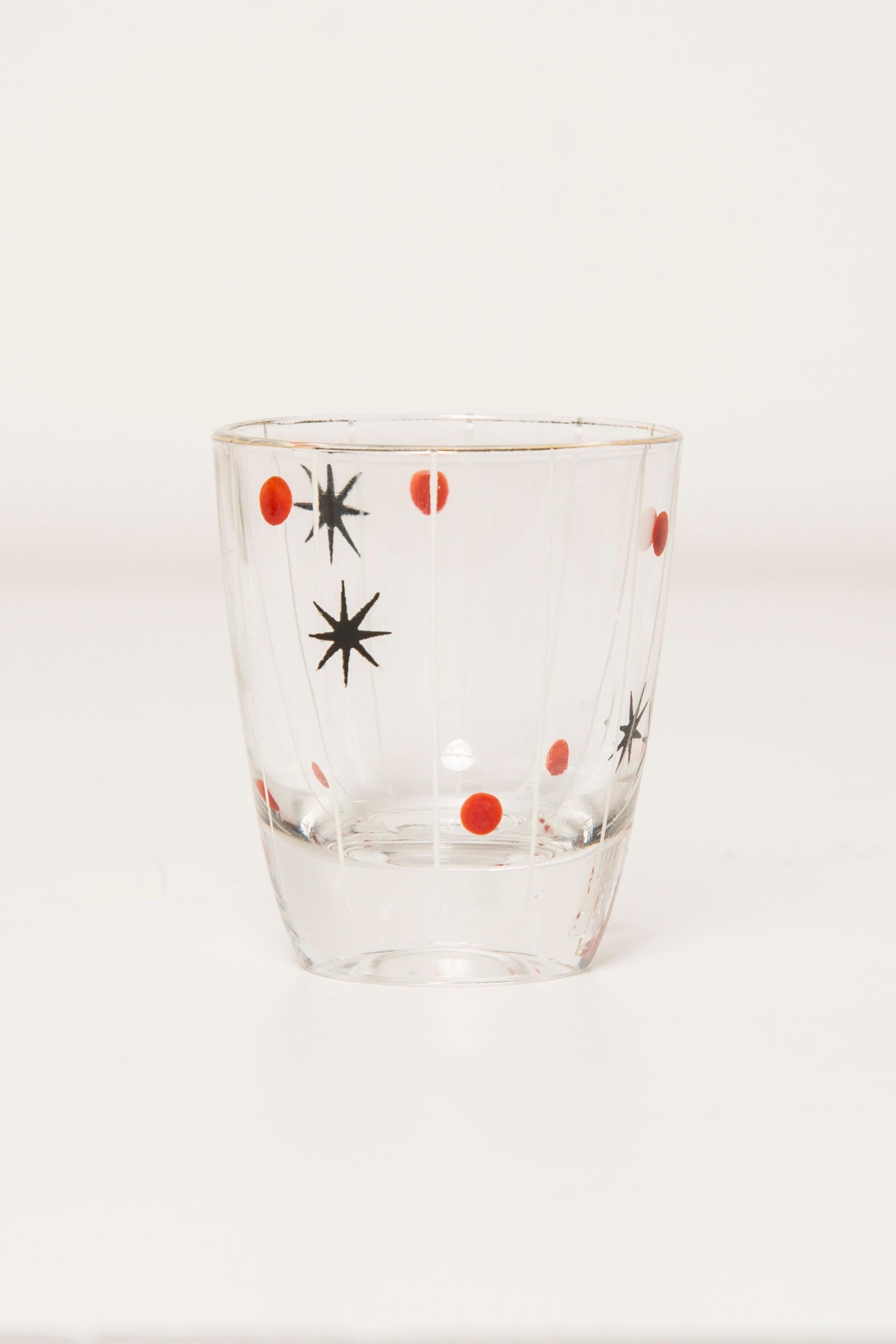 Ensemble de six petits verres du milieu du siècle, Europe, années 1960 en vente 4