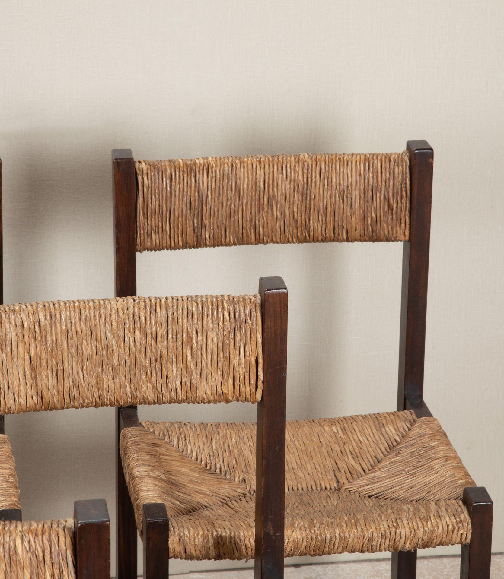 Conjunto de seis sillas de comedor españolas de mediados de siglo en Bueno estado para la venta en Gloucestershire, GB