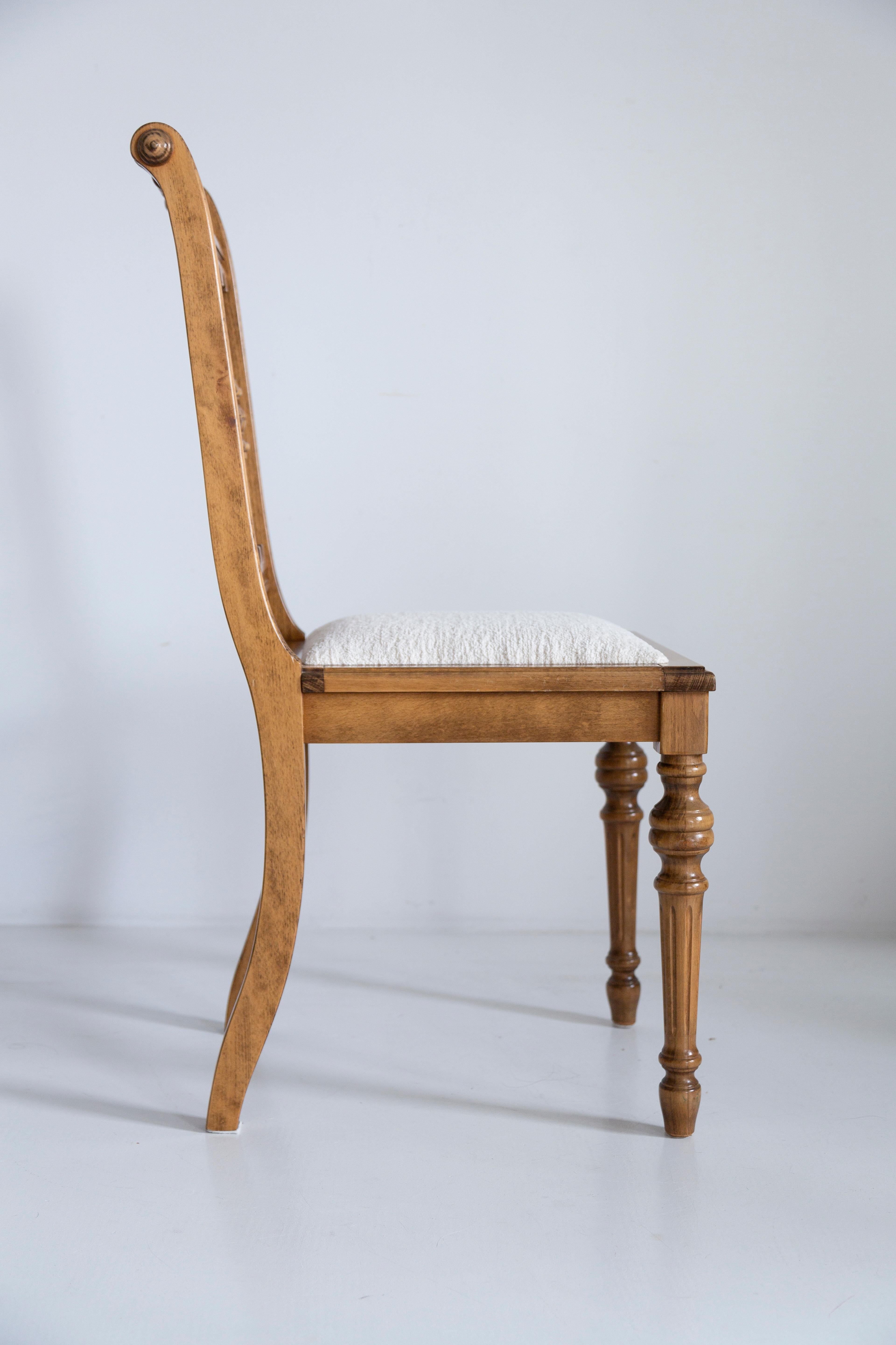 20th Century Set of Six Mid Century Unique Chairs, White Chenille, Oak Wood, Europe, 1960s For Sale