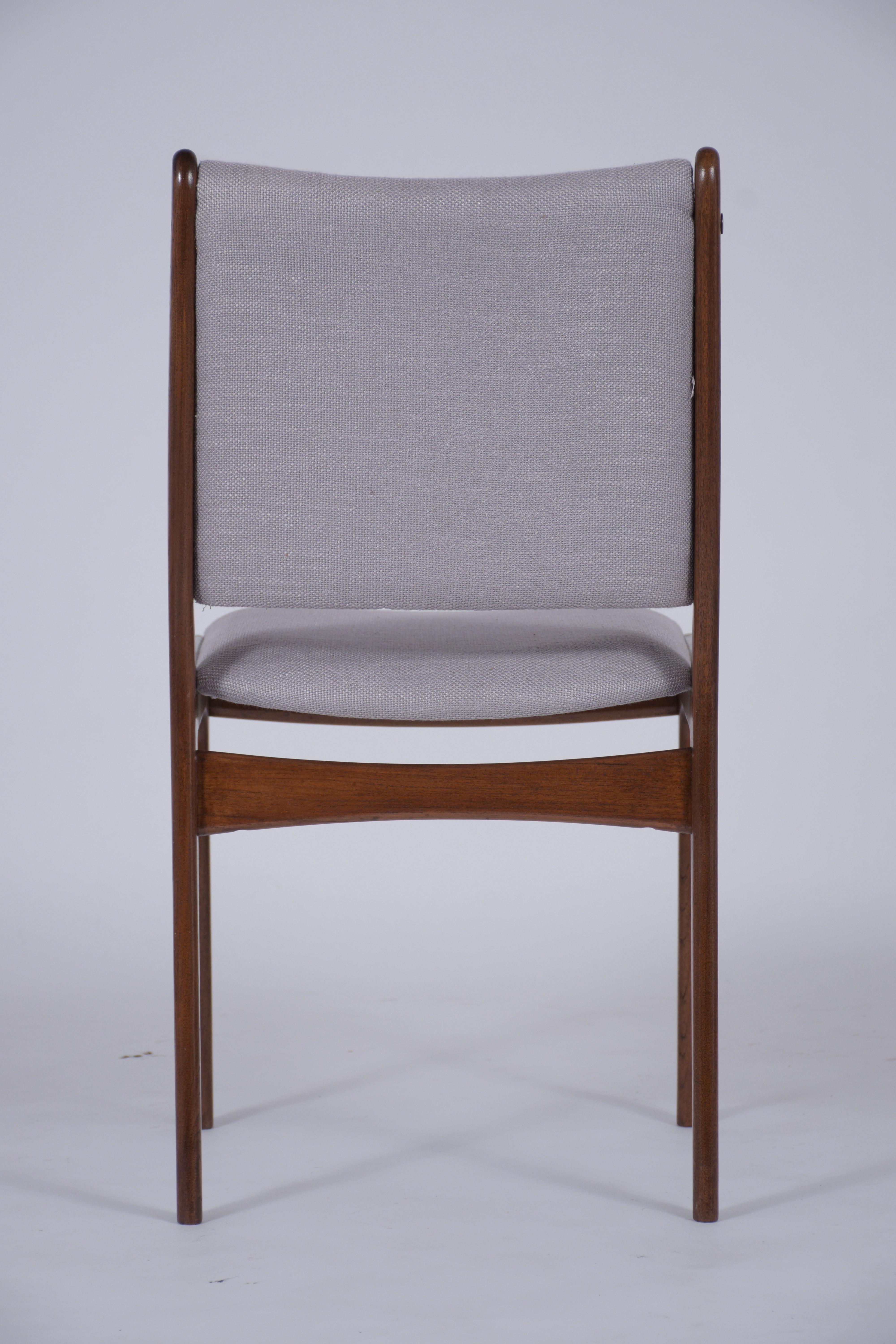 Set of Six Mid Century Modern Walnut Dining Chairs 4
