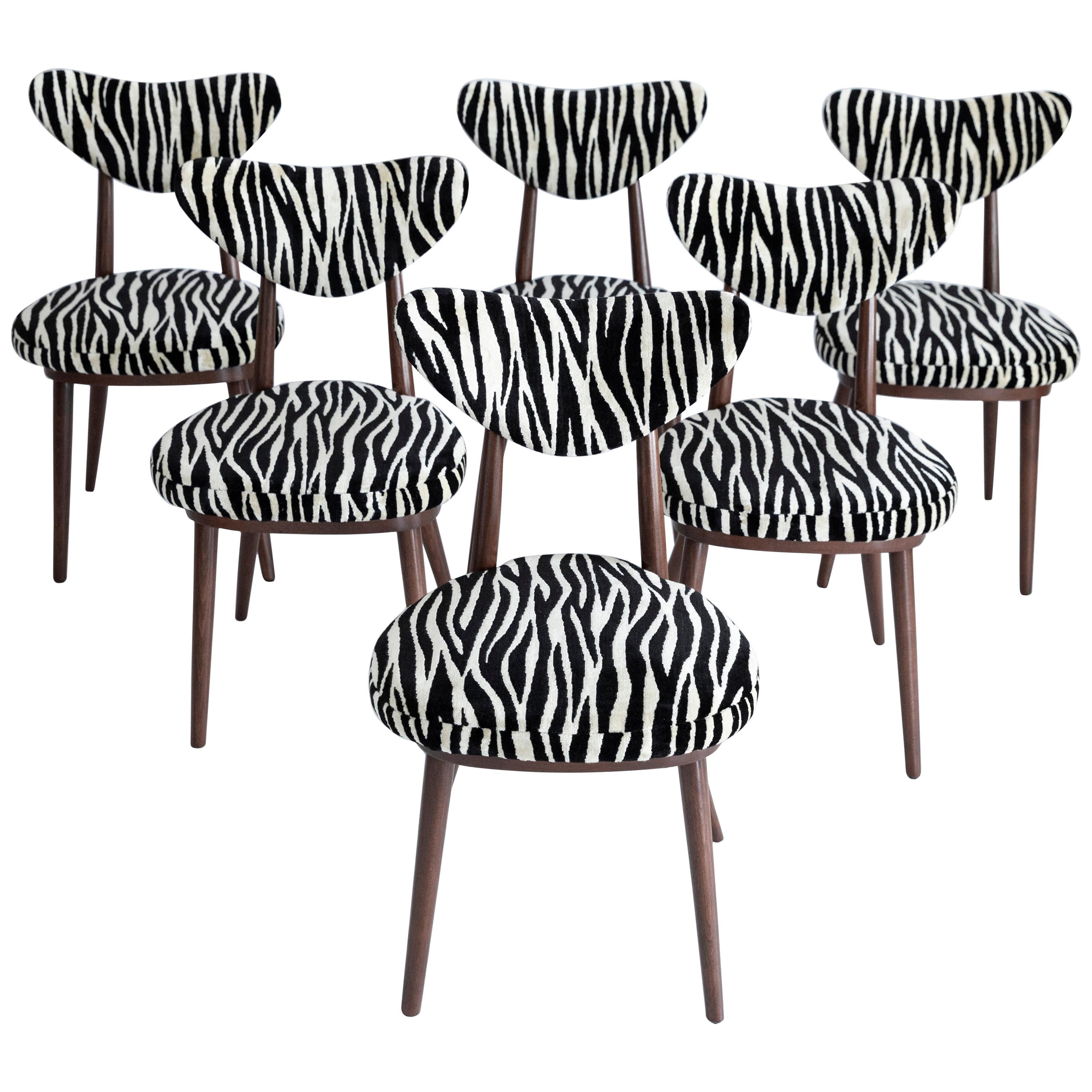 Set of Six Midcentury Zebra Black and White Heart Chairs, Poland, 1960s For Sale
