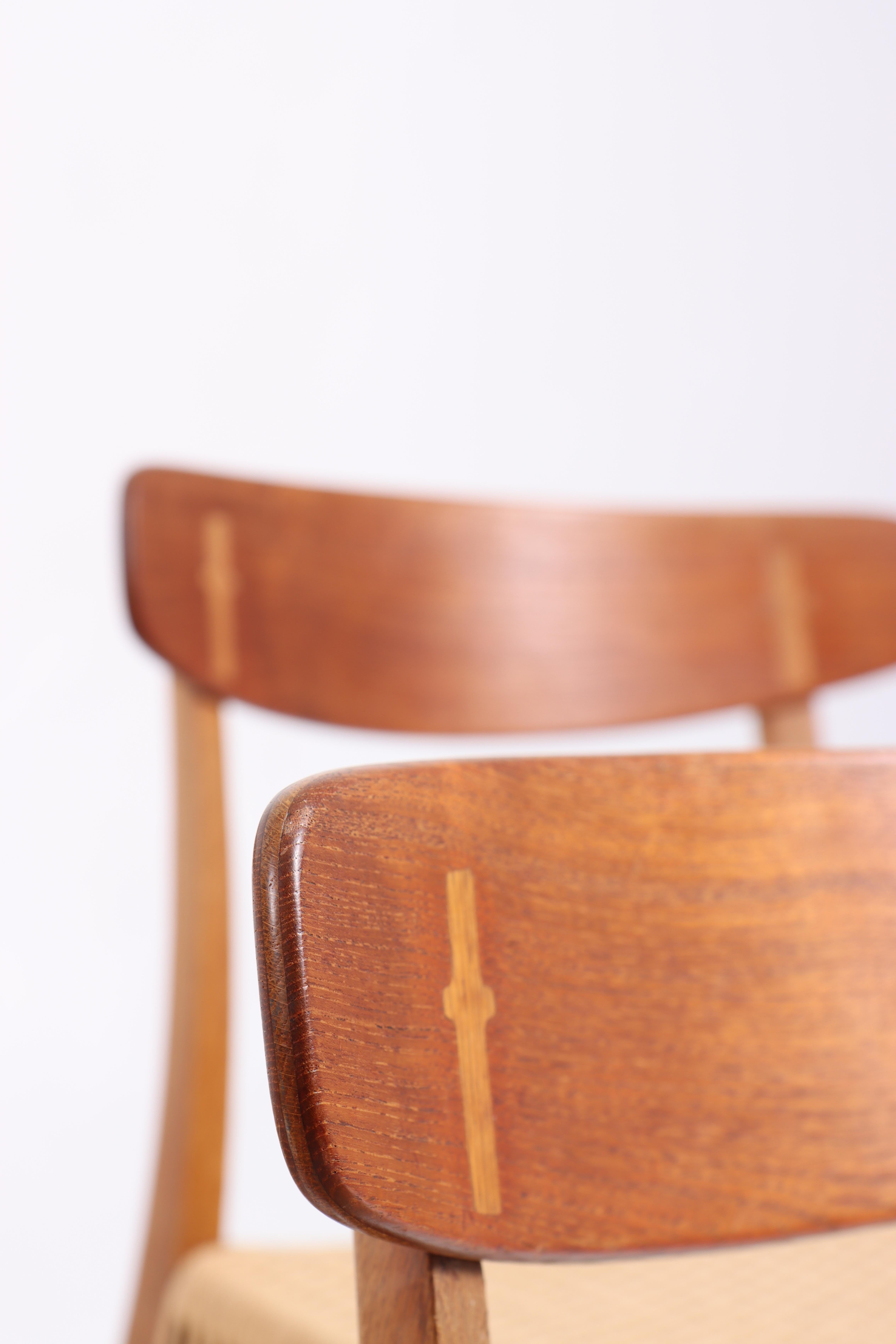 Set of Six Midcentury CH 23 Side Chairs in Teak & Oak by Wegner, 1950s In Good Condition In Lejre, DK