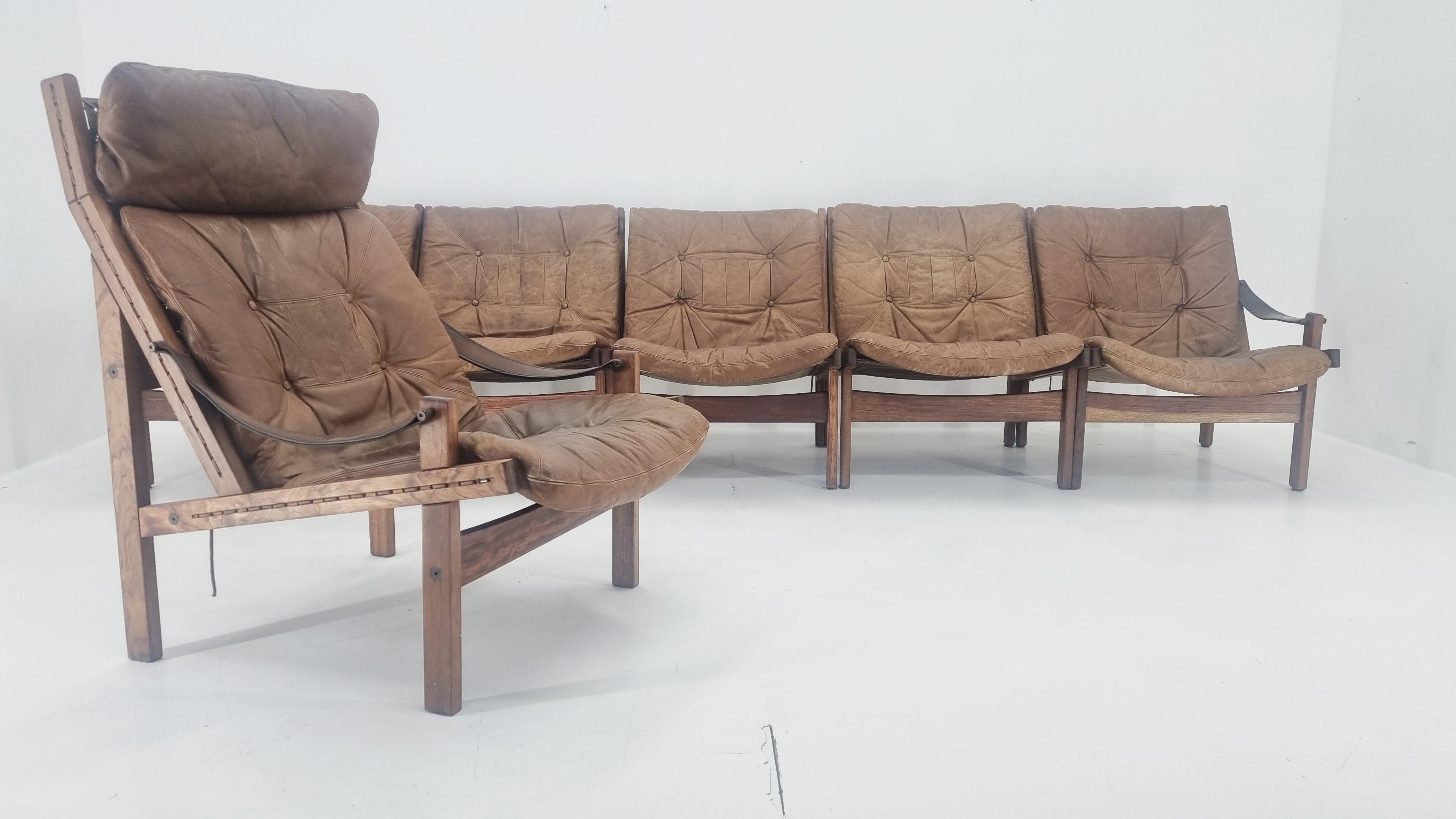 Milieu du XXe siècle Ensemble de cinq chaises du milieu du siècle Chasseur par Torbjørn Afdal pour Bruksbo Norvège, 1960s en vente