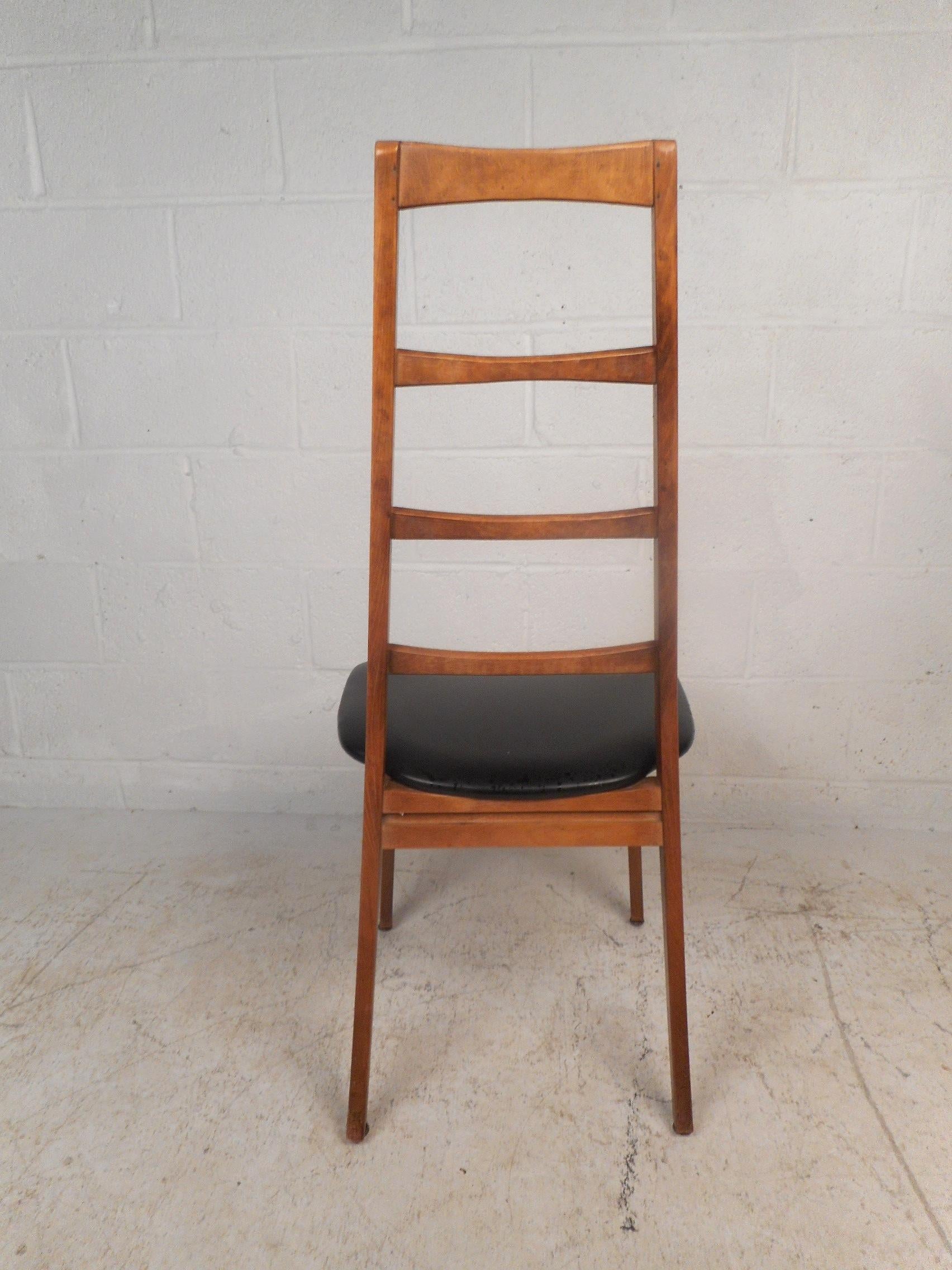 Set of Six Midcentury Ladder Back Dining Chairs, Niels Koefoed Style In Good Condition In Brooklyn, NY