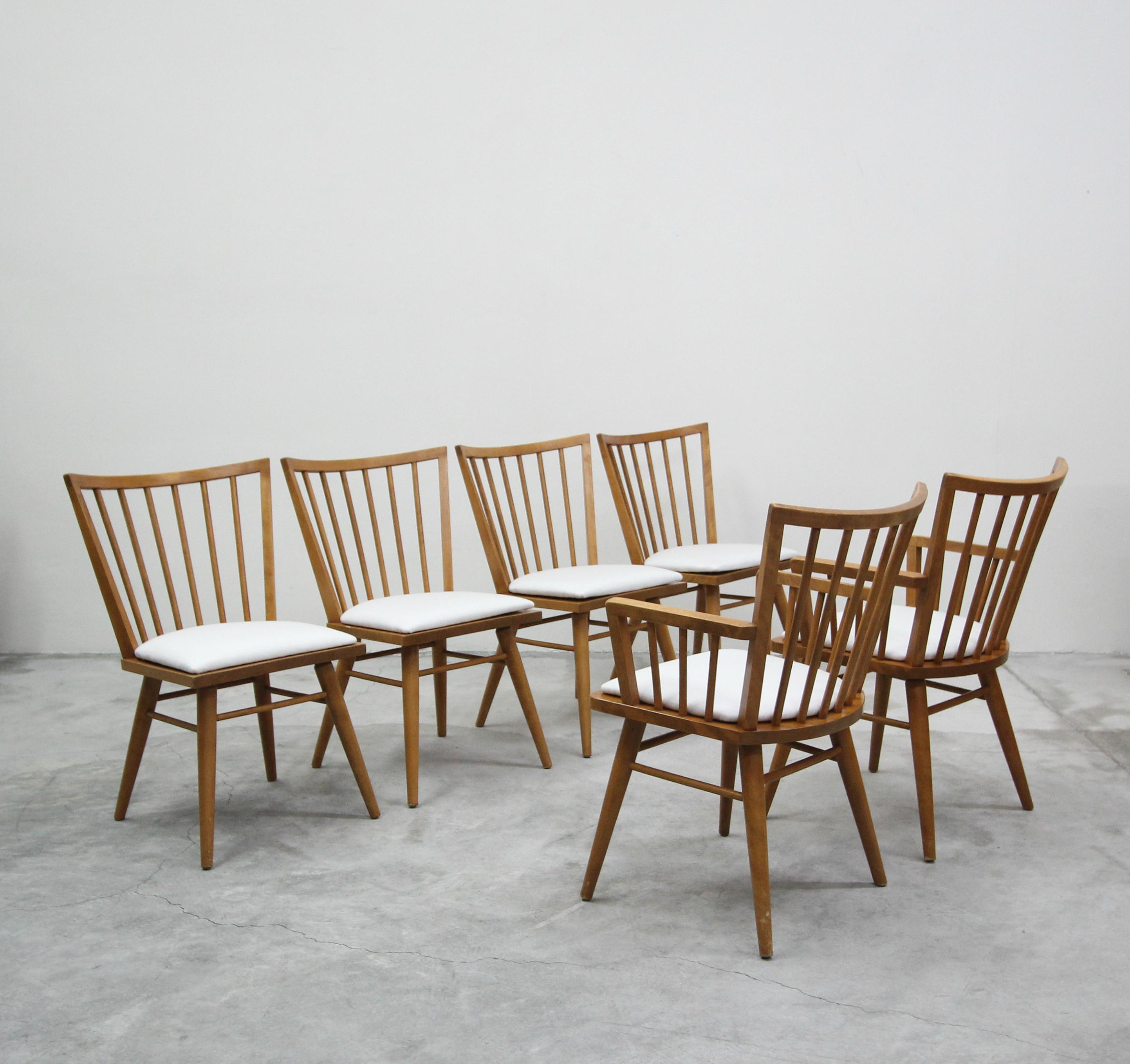 Beautiful set of six midcentury bentwood dining chairs by Conant Ball, designed by Leslie Diamond. These chairs have a very clean, Minimalist design and their solid, maple construction, makes them stylish and durable.

Chairs are in excellent