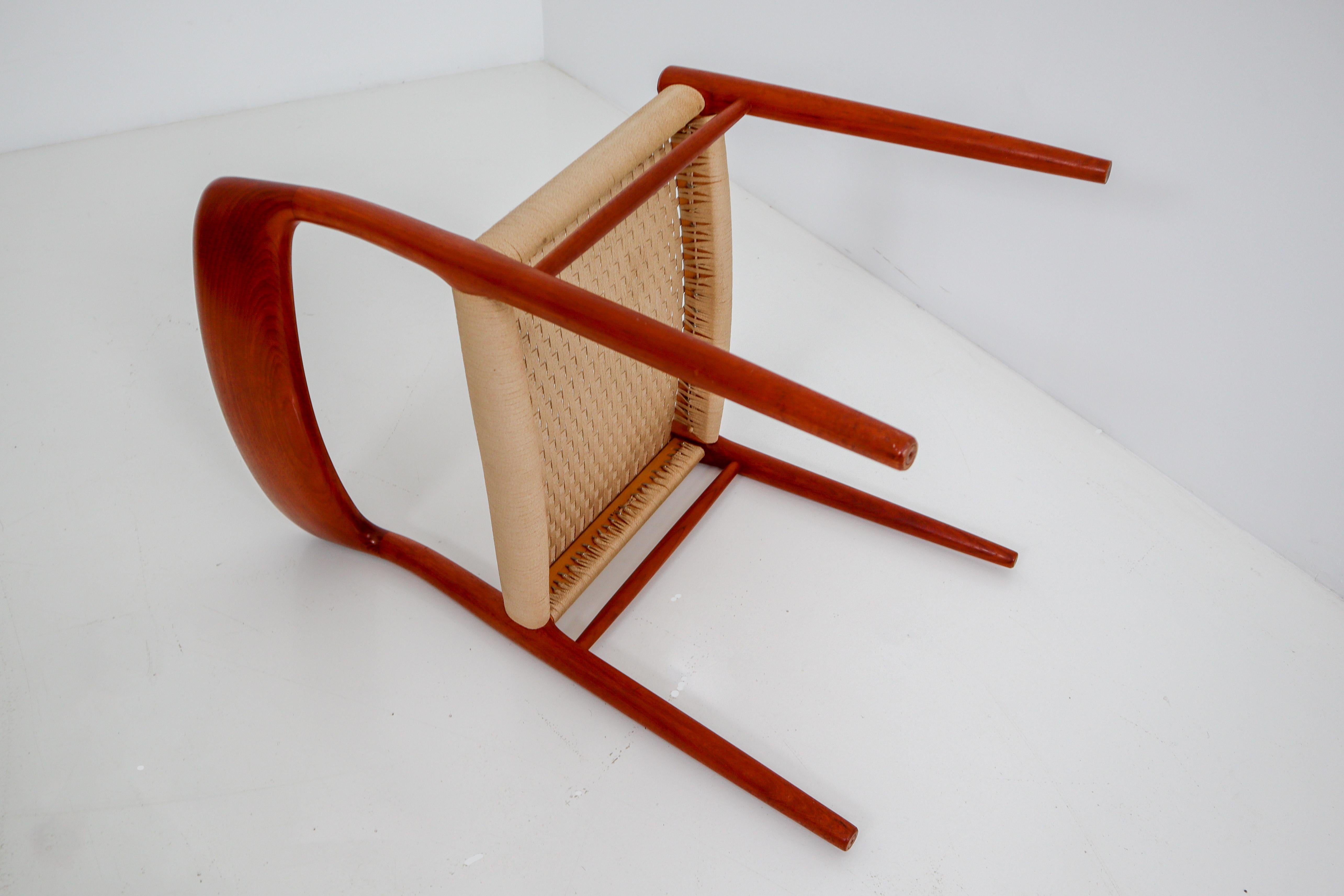 Set of Six Midcentury Model 75 Dining Chairs in Teak by Niels Ø. Møller 3