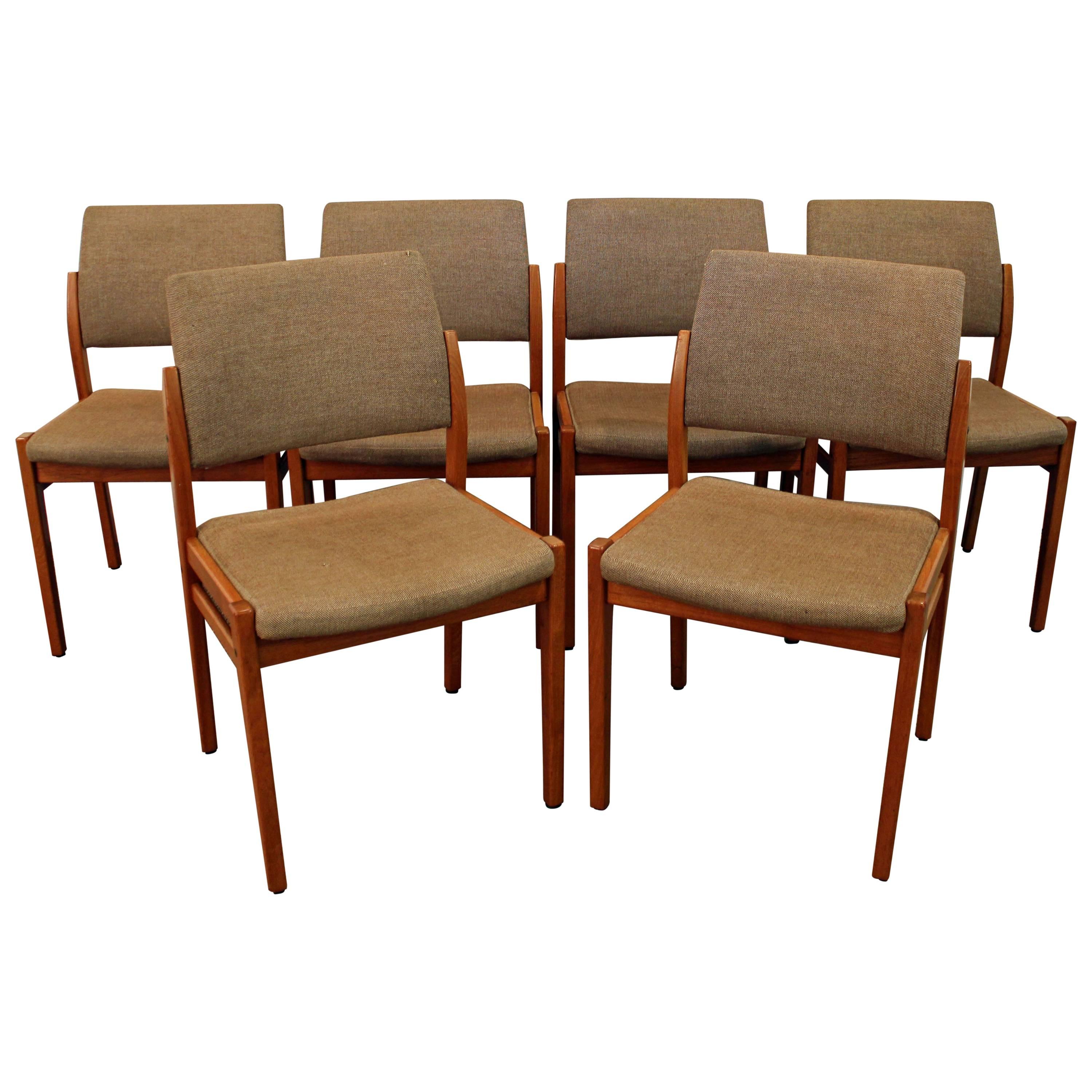 Set of Six Midcentury Swedish Modern Svegards Markaryd Teak Dining Chairs