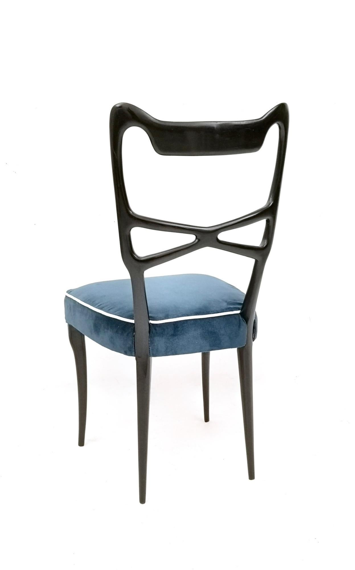 Mid-20th Century Vintage Set of Six Blue Velvet Dining Chairs in the style of Ulrich, Italy For Sale