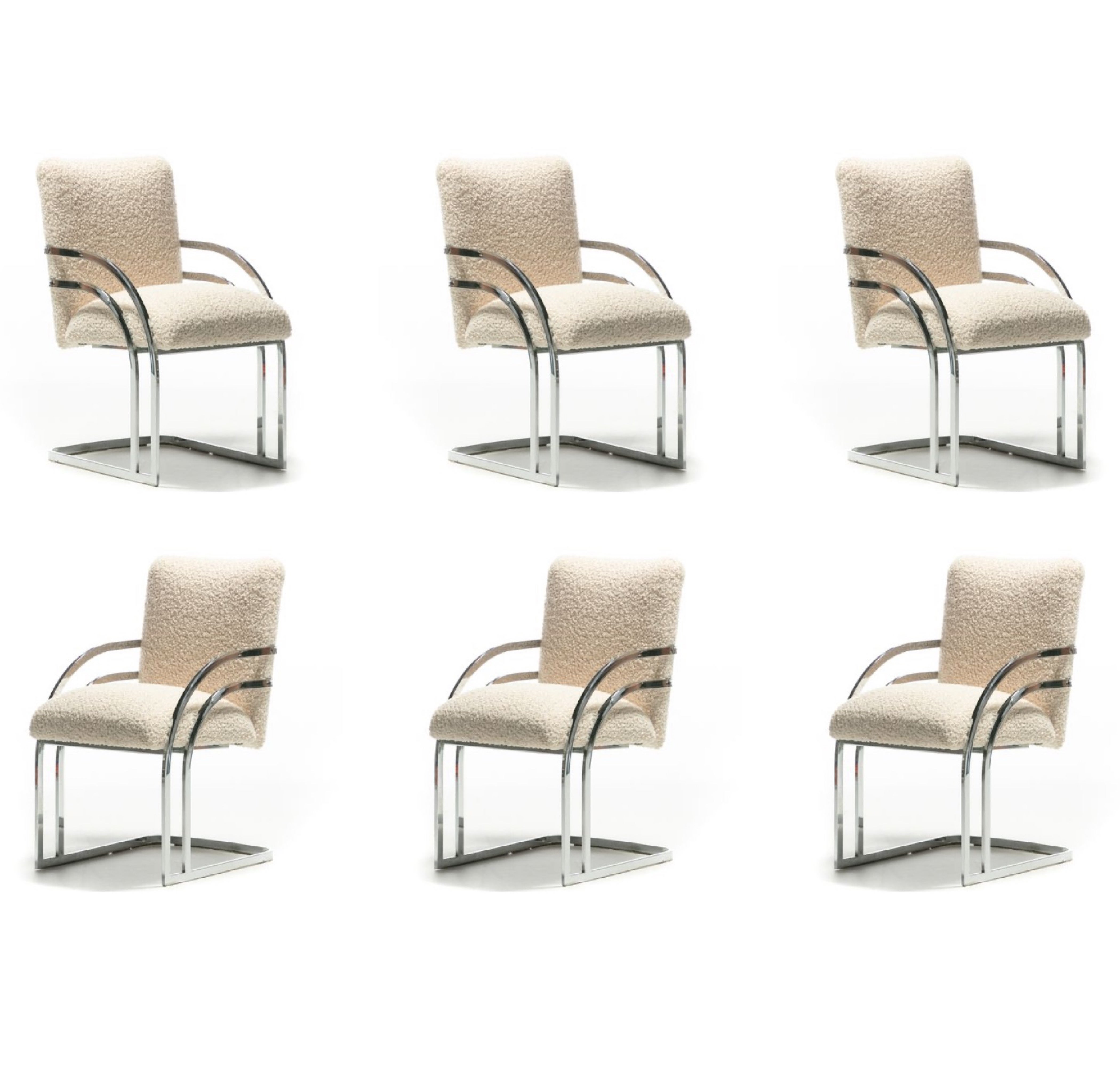 Set di sei sedie da pranzo cromate in stile Milo Baughman in Bouclé bianco avorio