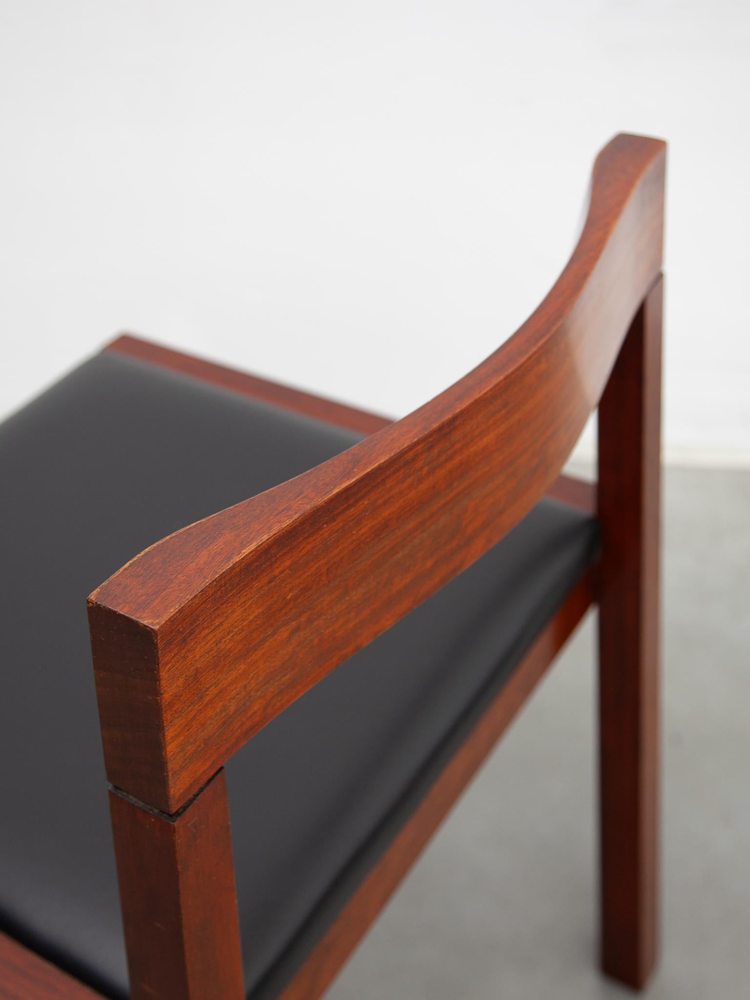 Ensemble de six chaises de salle à manger minimalistes conçues par Alfred Hendrickx, 1959 Belform en vente 3