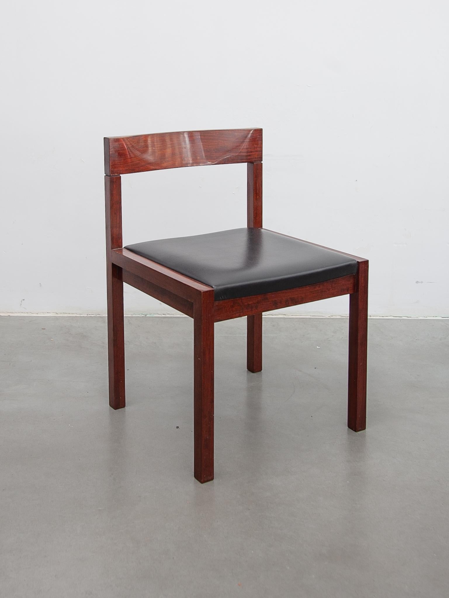 Fait main Ensemble de six chaises de salle à manger minimalistes conçues par Alfred Hendrickx, 1959 Belform en vente